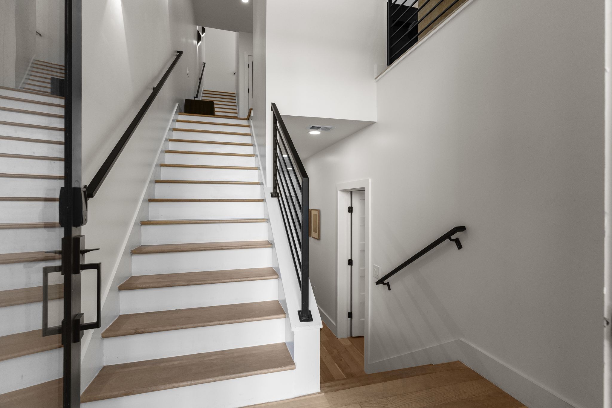 Homes for sale in Nashville, TN | 108 Douglas Ave, Nashville, TN 37207 | MLS# 3030727