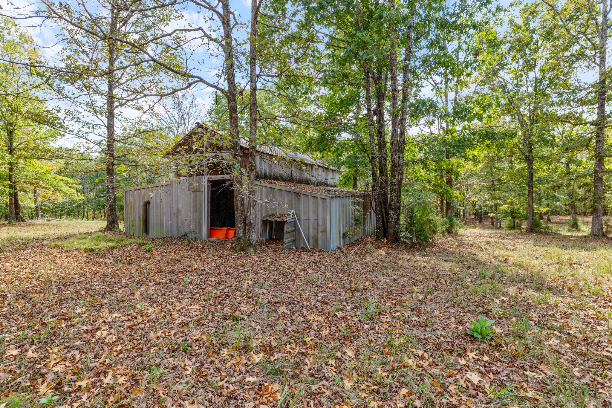 Homes for sale in Mc Ewen, TN | 5500 Old Nashville Hwy, Mc Ewen, TN 37101 | MLS# 3030406