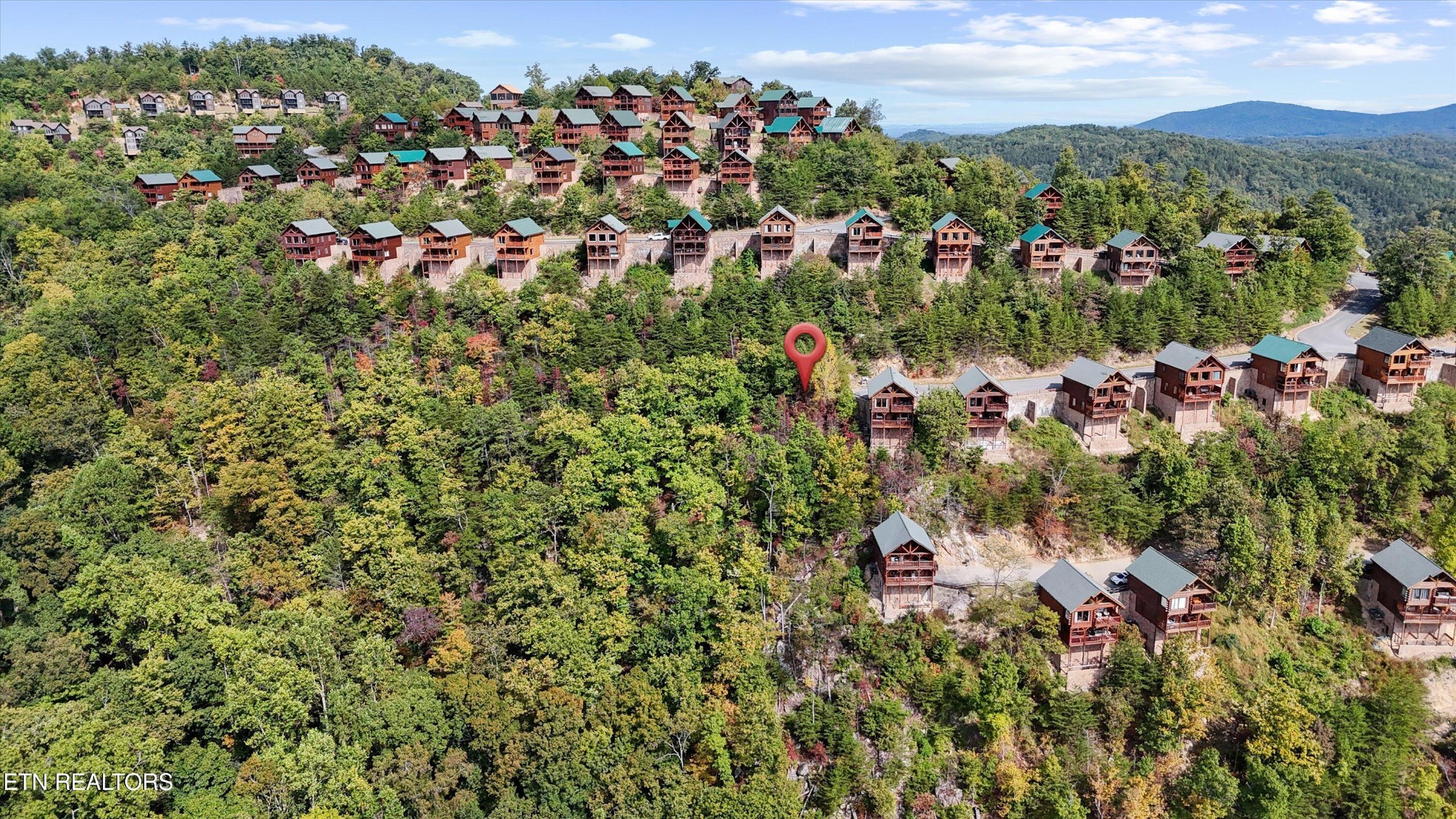 Homes for sale in Sevierville, TN | 2820 Mountain Glory Tr, Sevierville, TN 37876 | MLS# 3116395