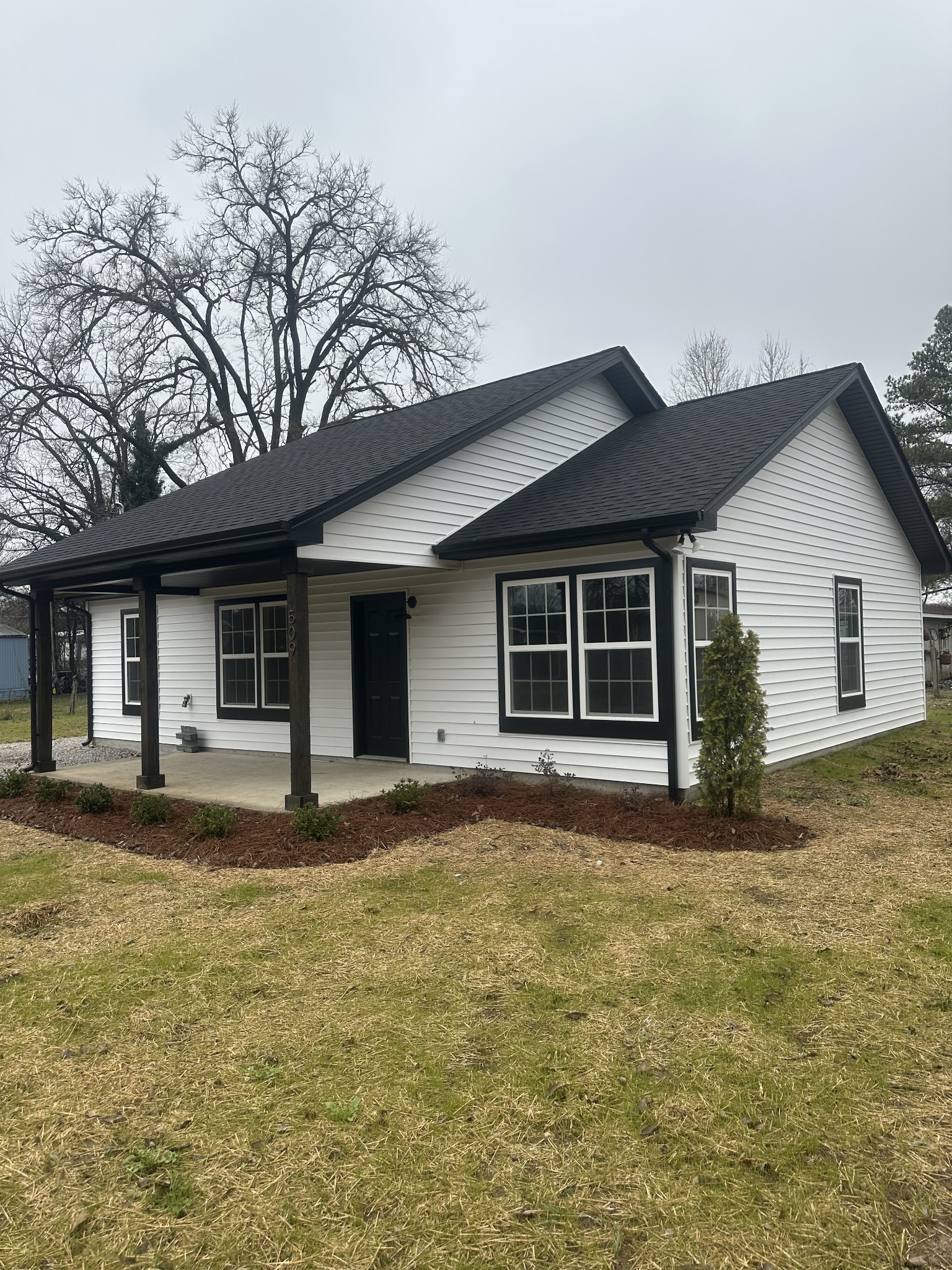 Homes for sale in Cowan, TN | 509 Brakefield St, Cowan, TN 37318 | MLS# 3035194