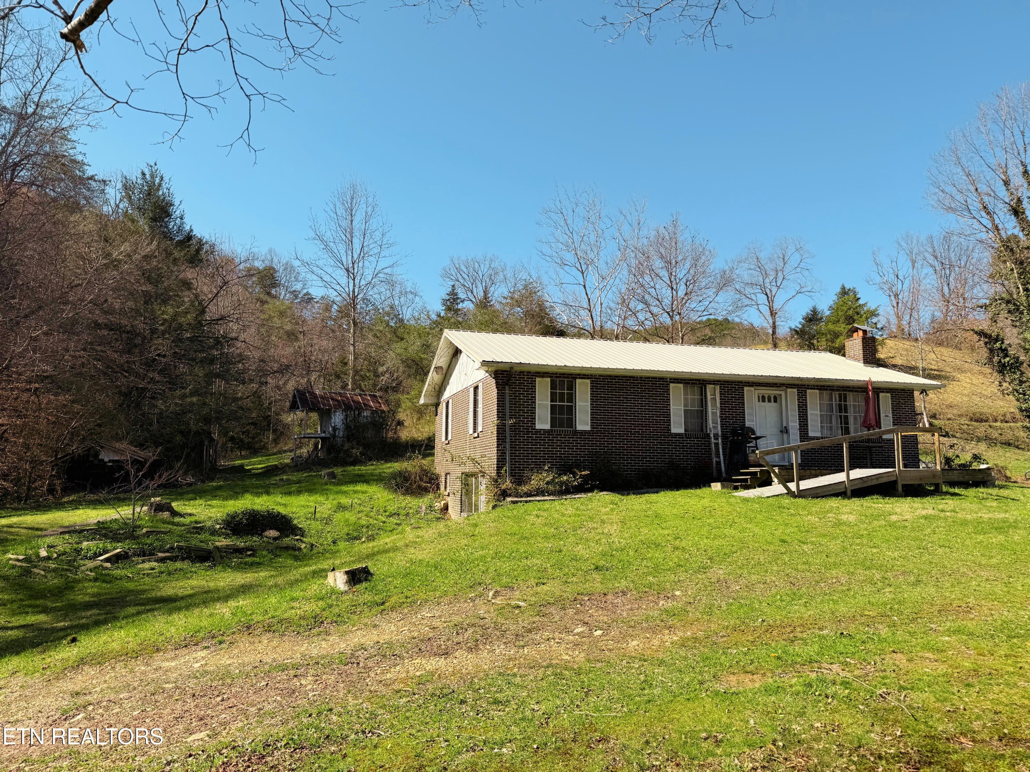 Homes for sale in Sneedville, TN | 186 Drinnon Lane, Sneedville, TN 37869 | MLS# 3306011
