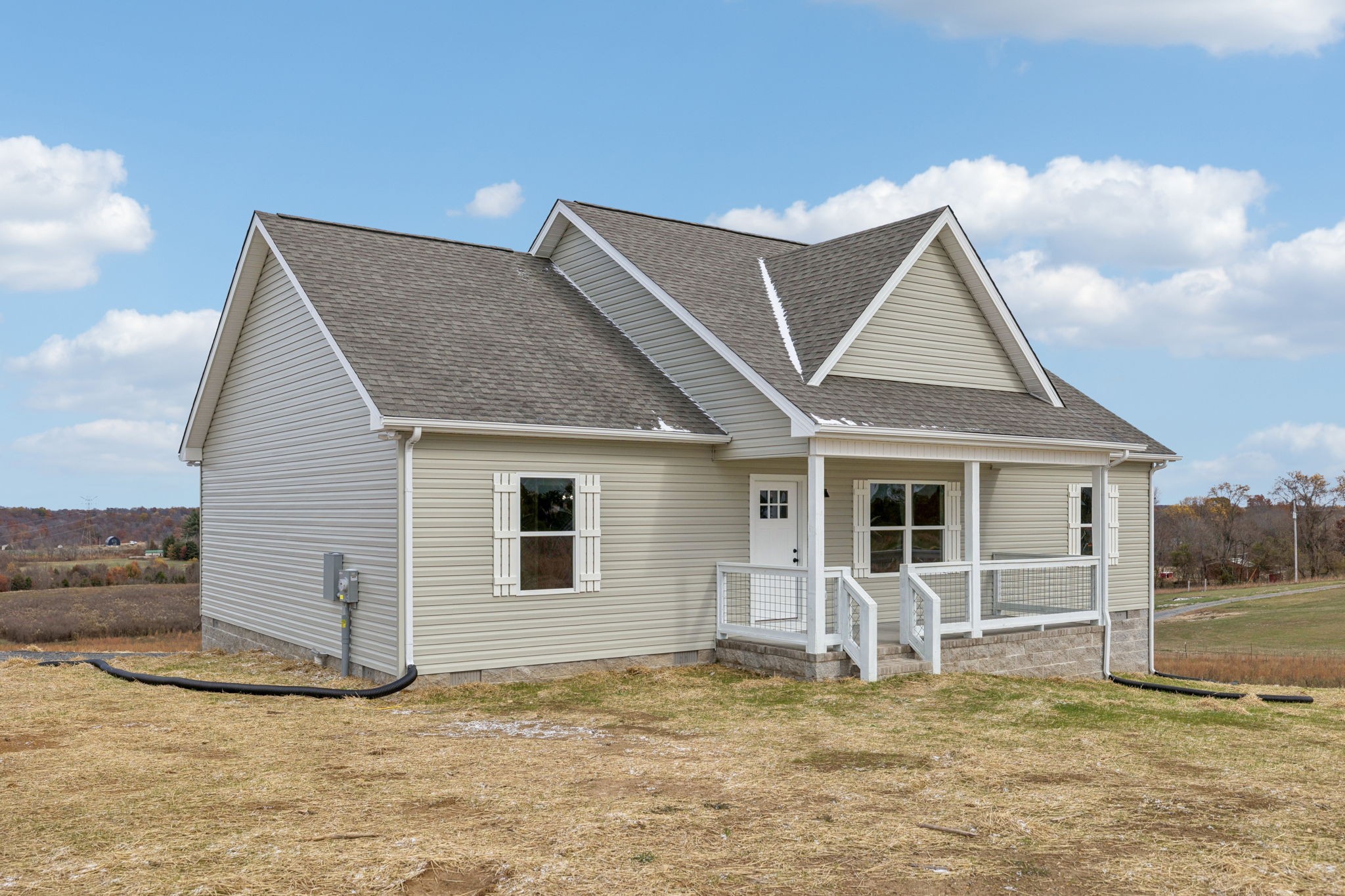 Homes for sale in Lafayette, TN | 2649 Oak Knob Rd, Lafayette, TN 37083 | MLS# 3039455