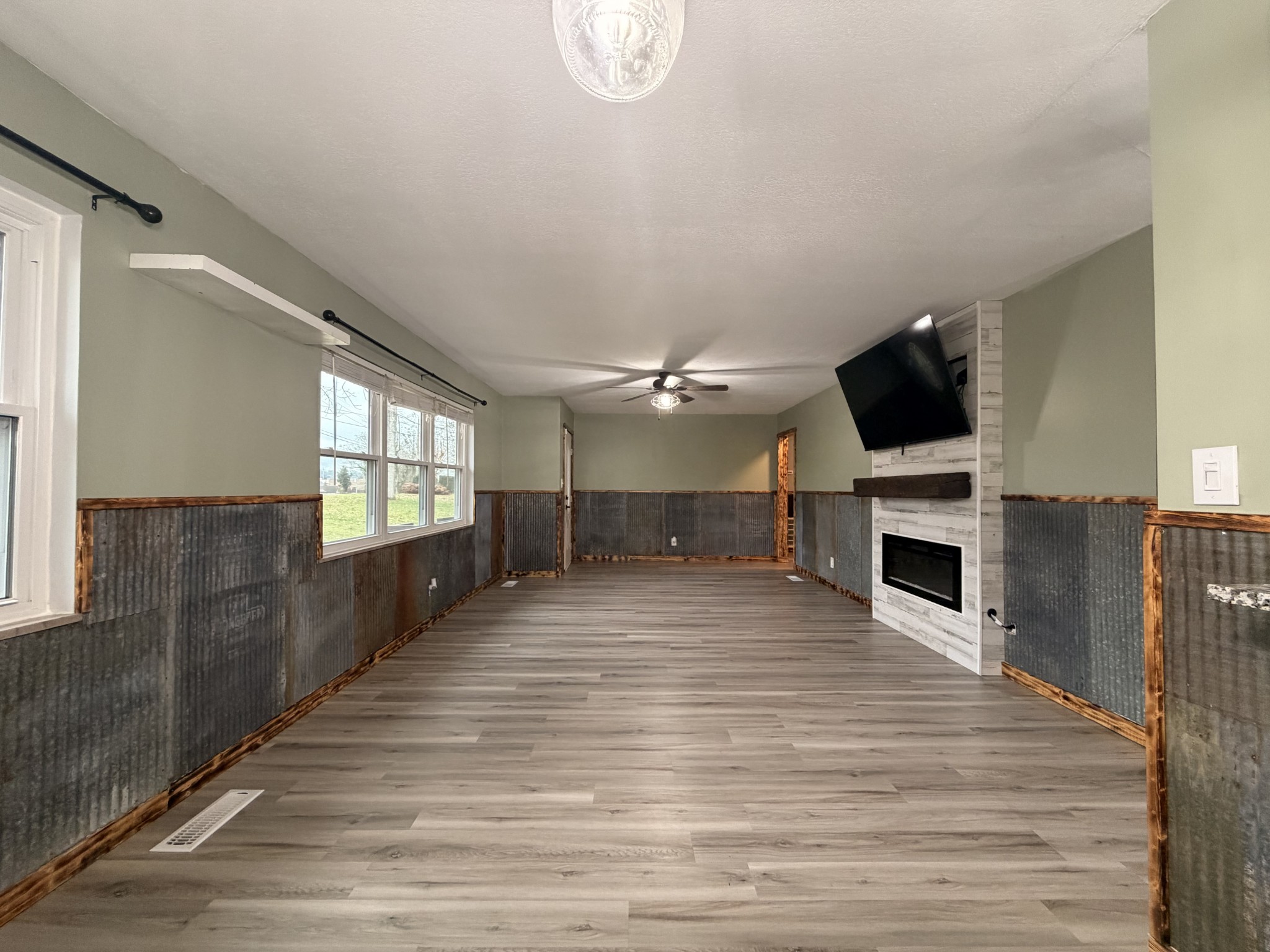 Homes for sale in Clinton, TN | 412 Woodland Dr, Clinton, TN 37716 | MLS# 3040046