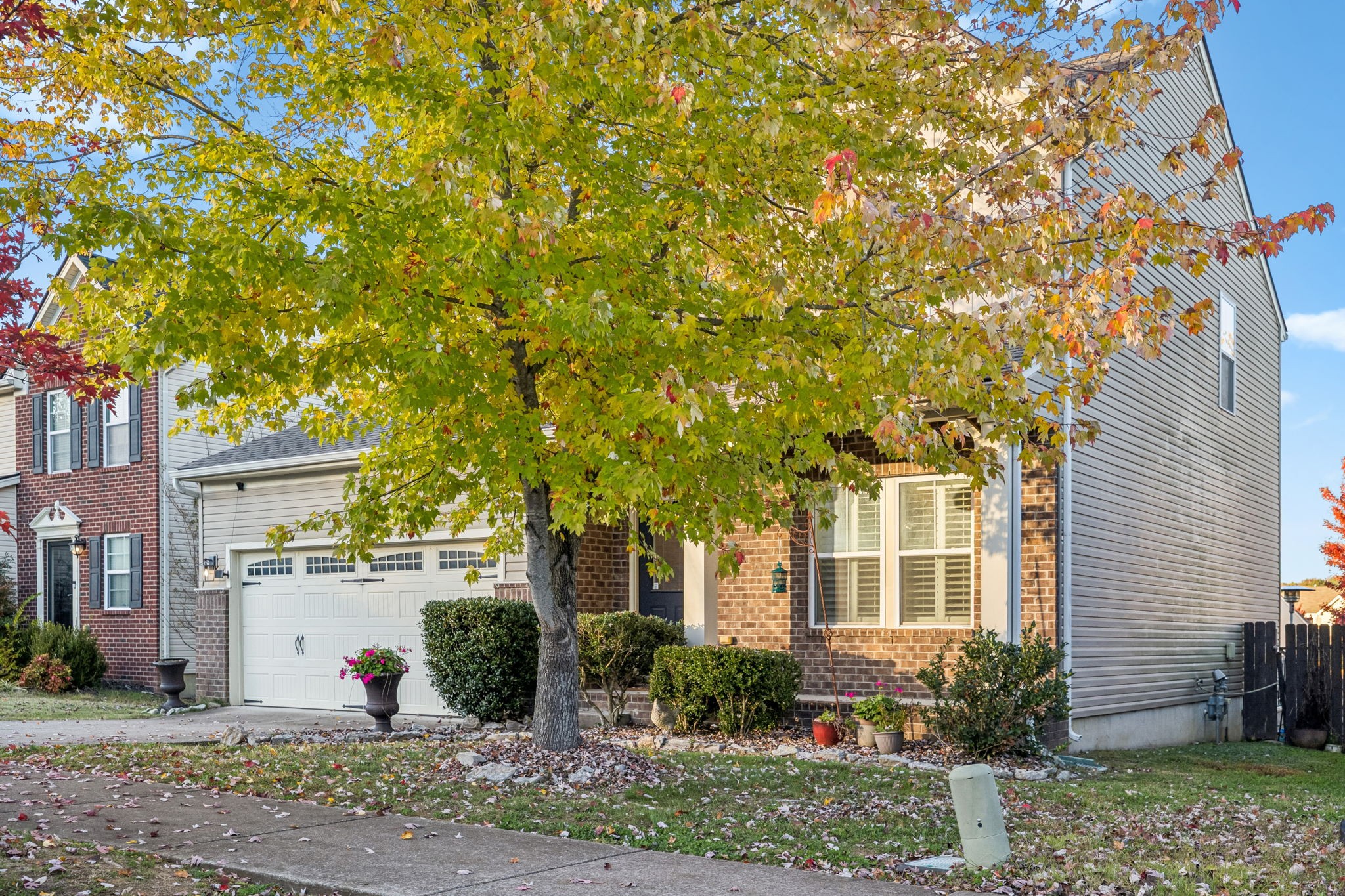 Homes for sale in Nashville, TN | 747 Gloucester Ln, Nashville, TN 37221 | MLS# 3041724