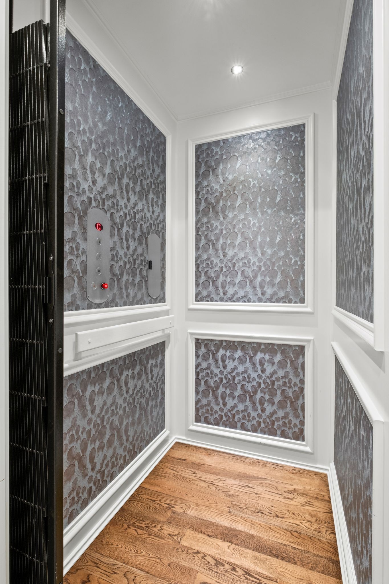 Homes for sale in Nashville, TN | 3610C West End Ave, Nashville, TN 37205 | MLS# 3152808