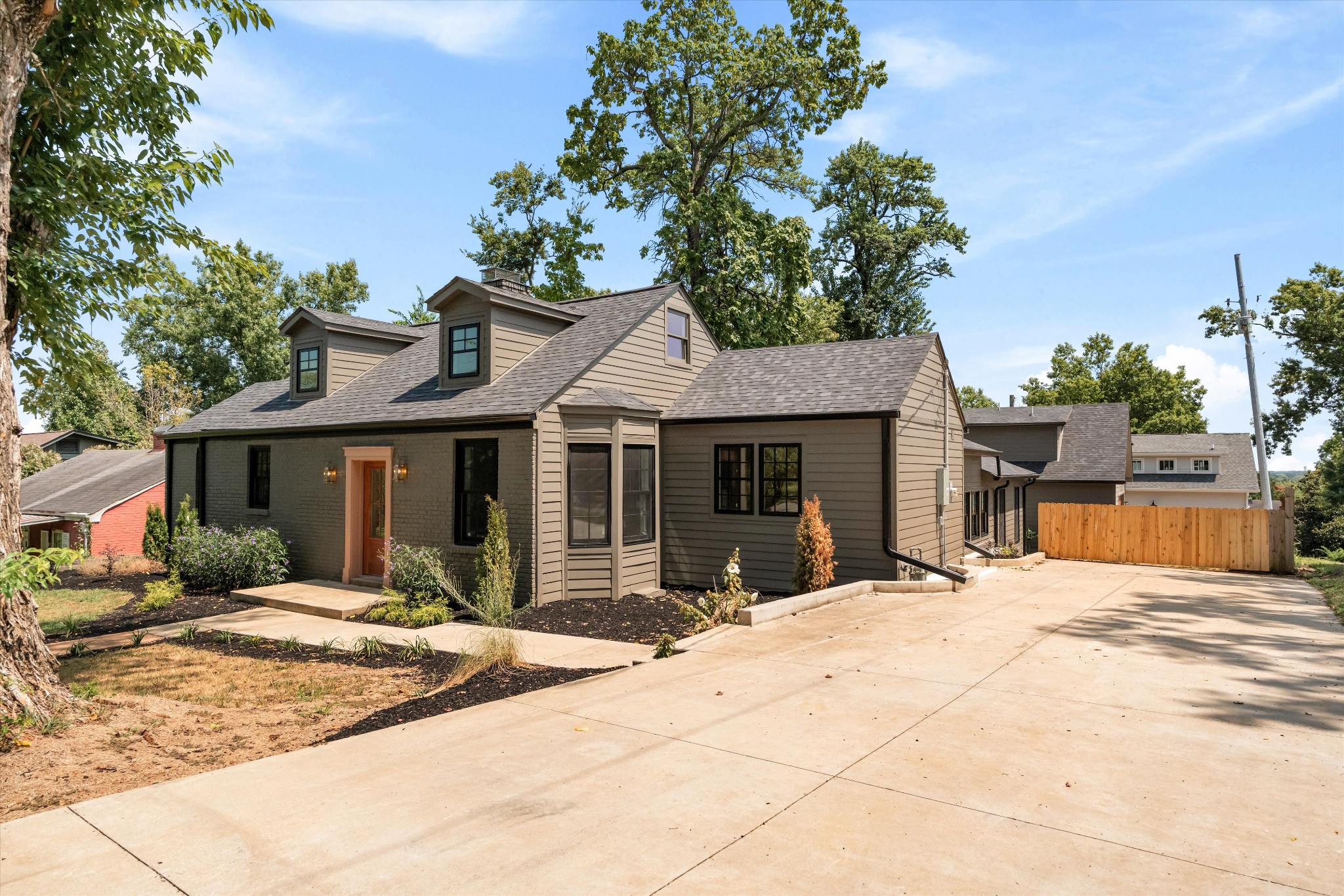 3rd image of 2808 Brightwood Ave, Nashville, TN 37212 | MLS# 3523667