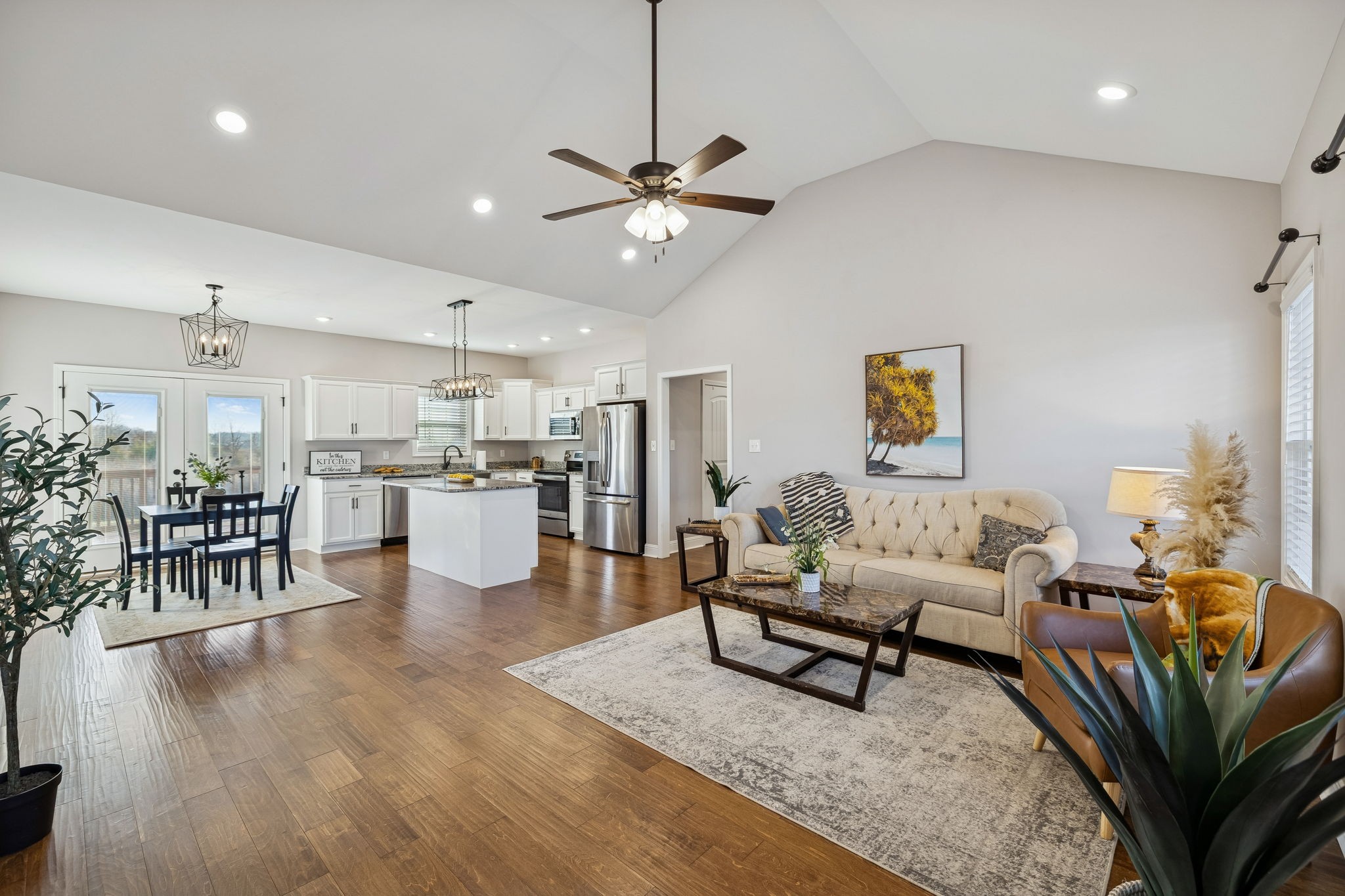 Homes for sale in Hopkinsville, KY | 207 Bedford Ct, Hopkinsville, KY 42240 | MLS# 3058560