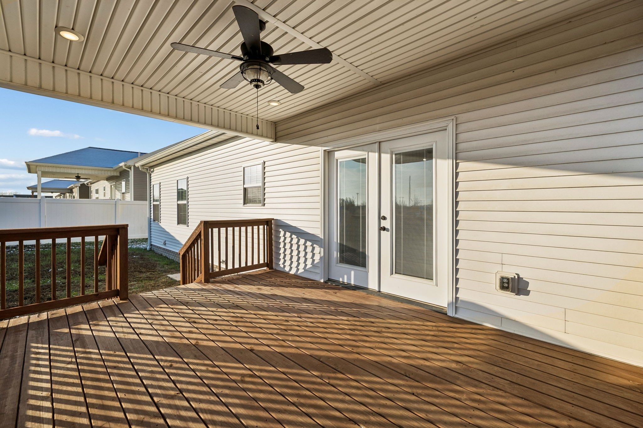 Homes for sale in Hopkinsville, KY | 207 Bedford Ct, Hopkinsville, KY 42240 | MLS# 3058560