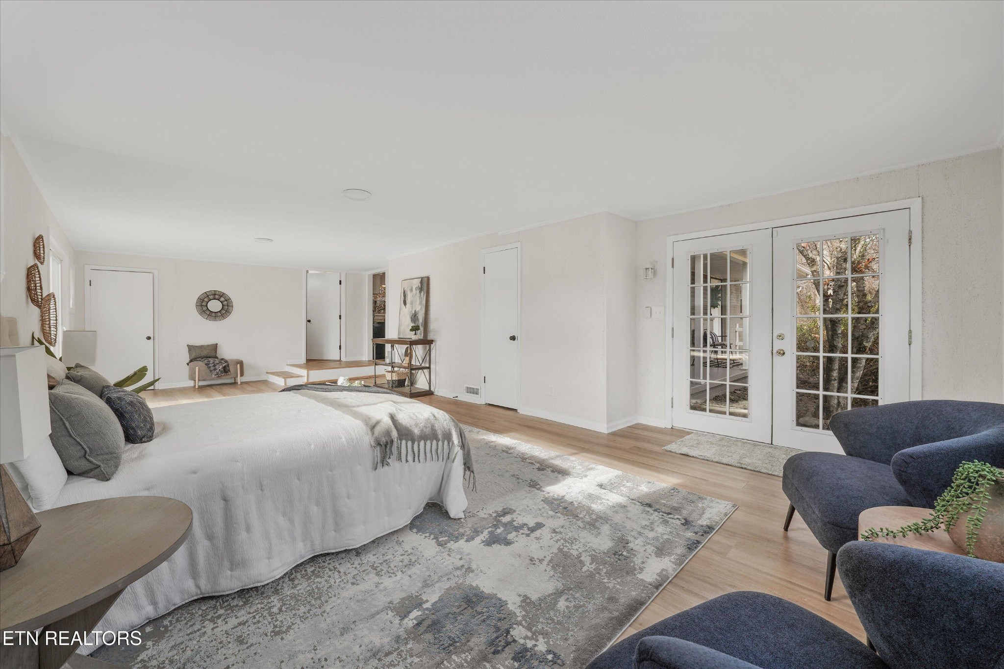 Homes for sale in Knoxville, TN | 5817 Stoneleigh Rd, Knoxville, TN 37912 | MLS# 3137559