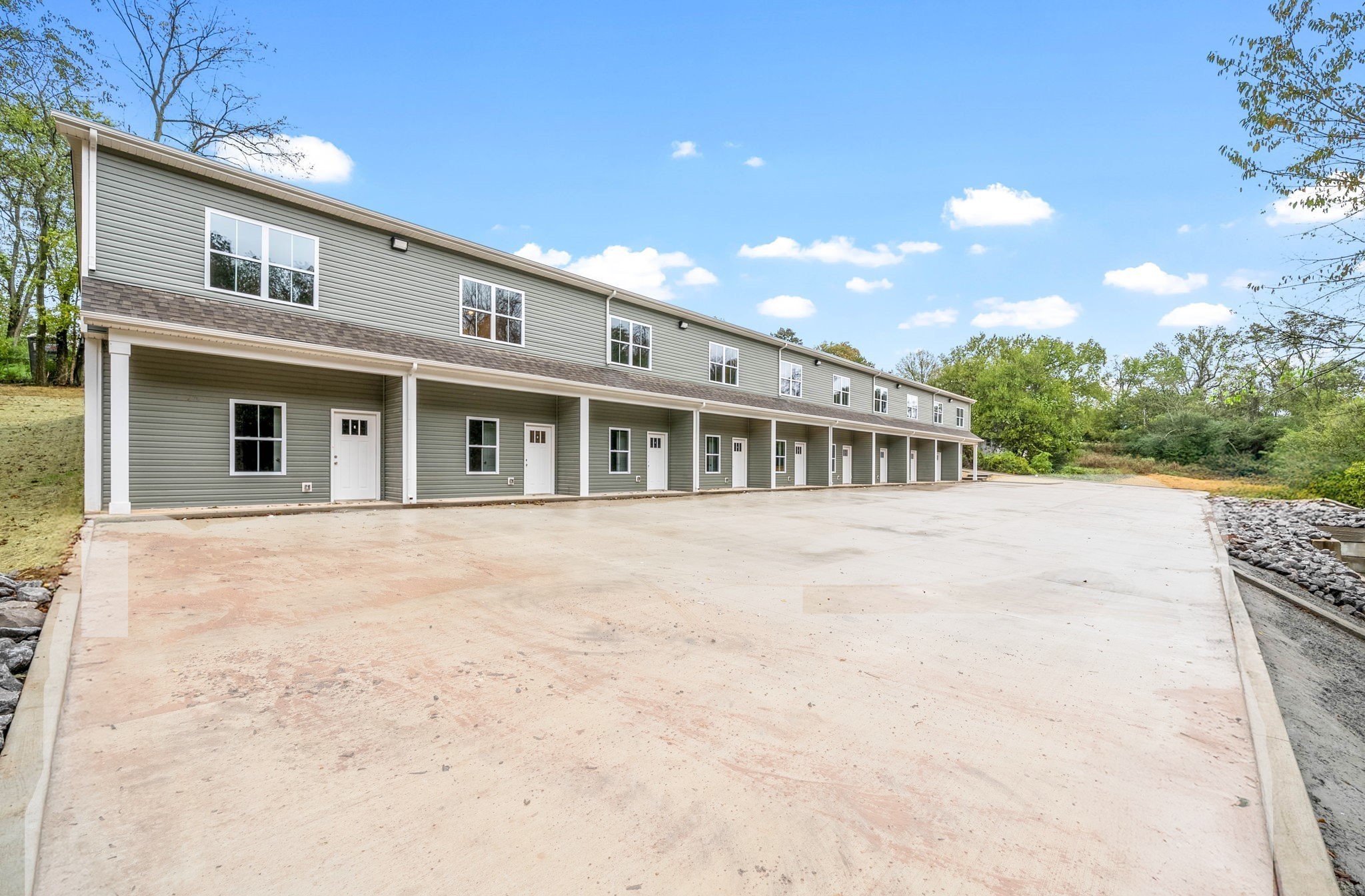 Homes for sale in Clarksville, TN | 329 Cedar Ct #B, Clarksville, TN 37042 | MLS# 3079903