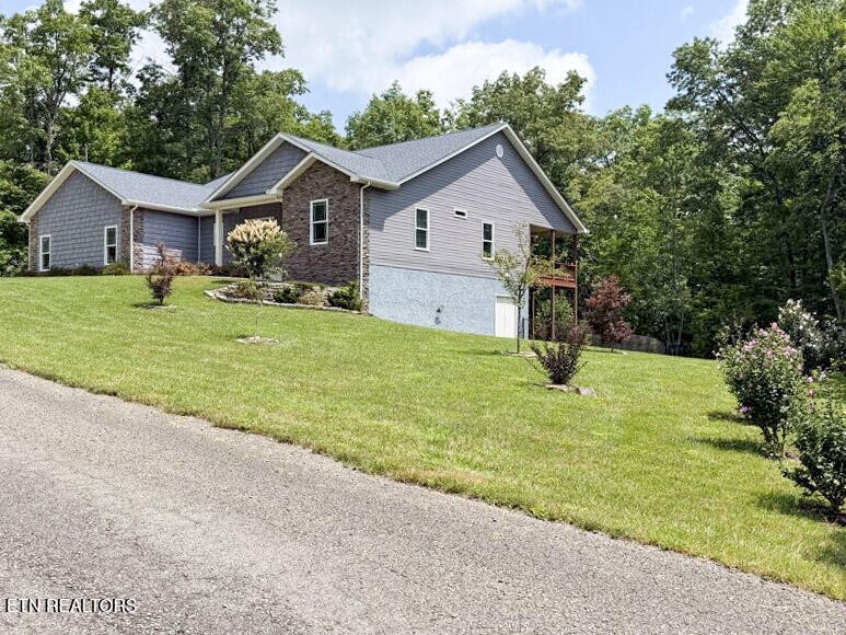 3rd image of 380 Mountain Preserve Pkwy, Crab Orchard, TN 37723 | MLS# 3093508
