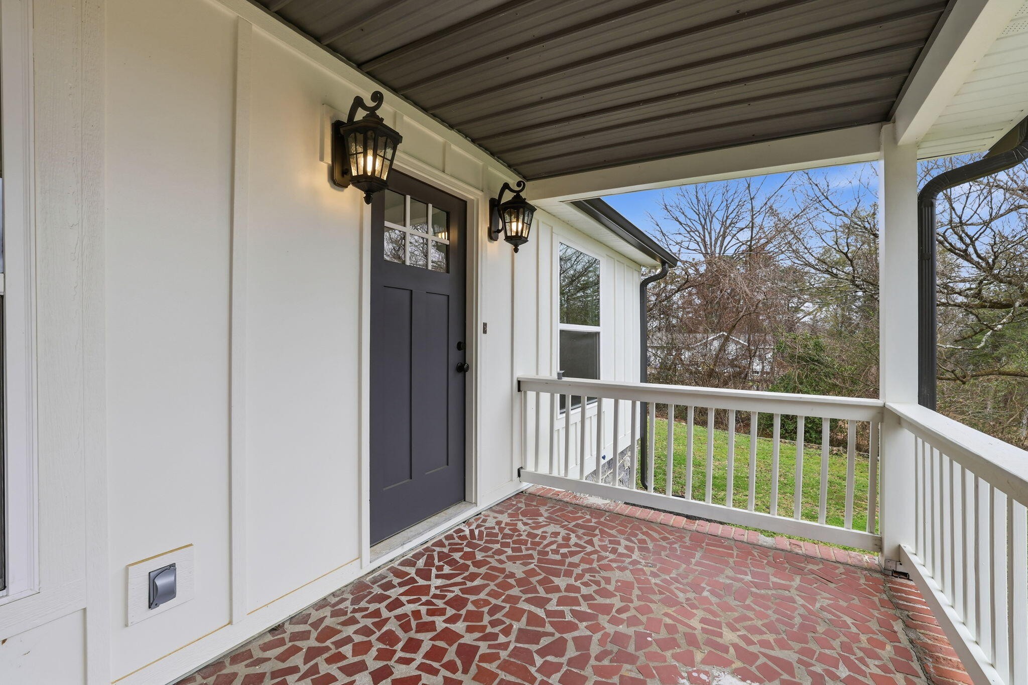Homes for sale in Chattanooga, TN | 312 Sims Dr, Chattanooga, TN 37415 | MLS# 3131303