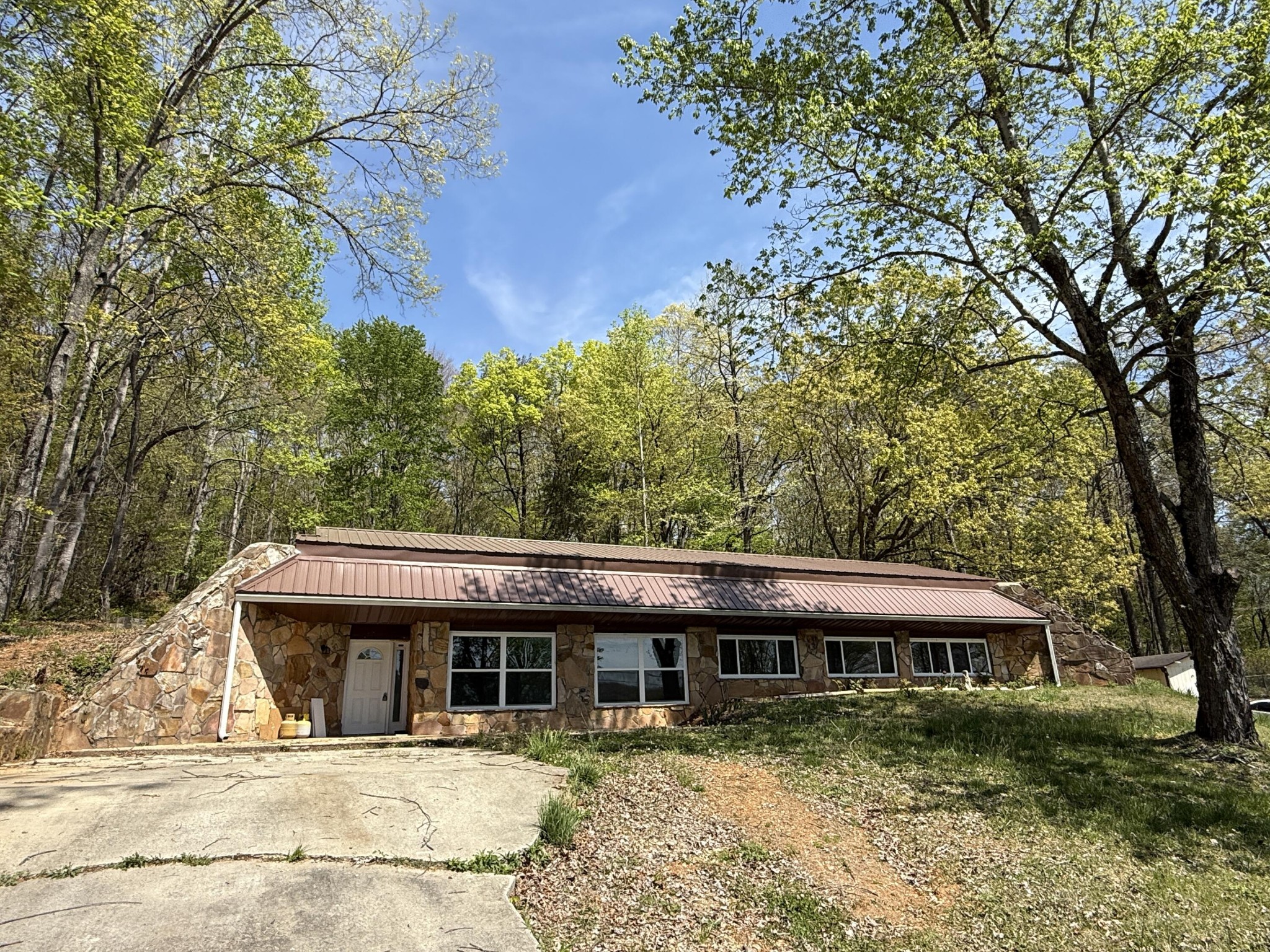 Homes for sale in Rockwood, TN | 522 College Grove Road, Rockwood, TN 37854 | MLS# 3218380