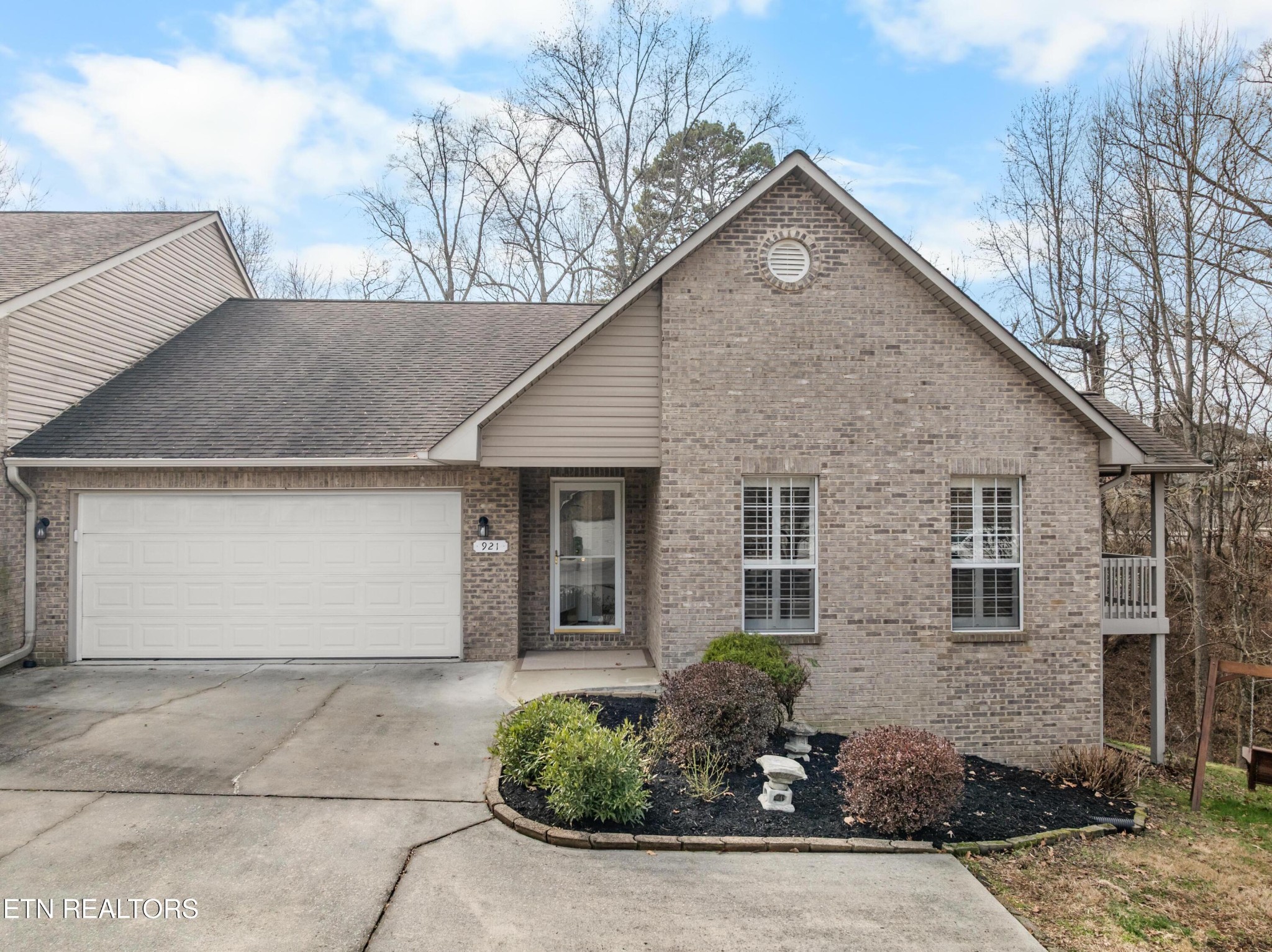 1st image of 921 Mercer Dr, Maryville, TN 37801 | MLS# 3113393