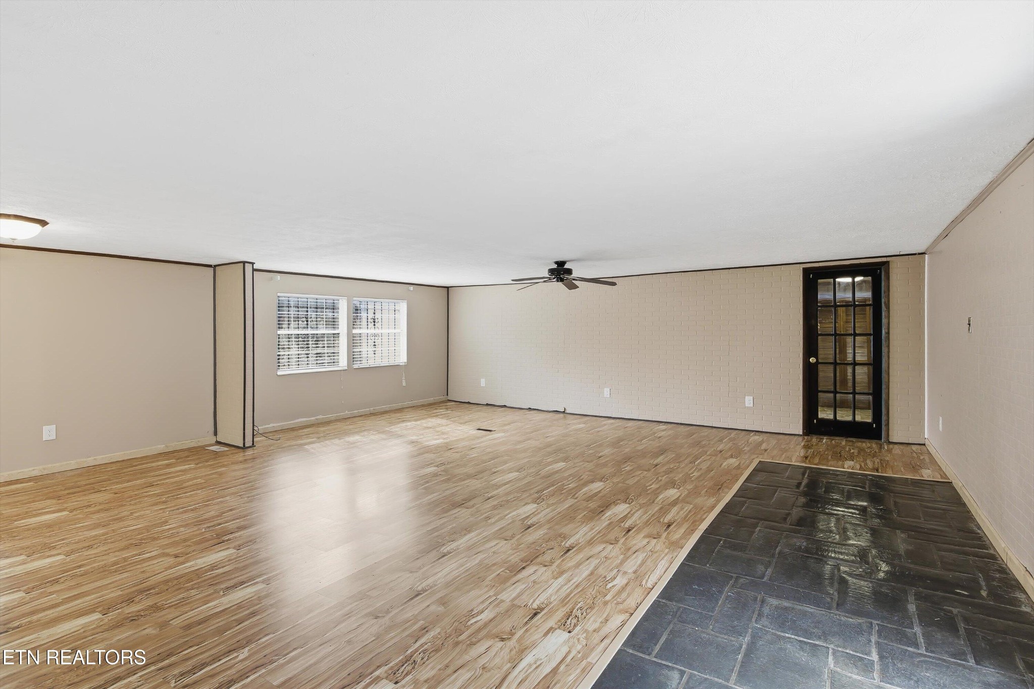 Homes for sale in Knoxville, TN | 5707 Daniels Rd, Knoxville, TN 37938 | MLS# 3118368