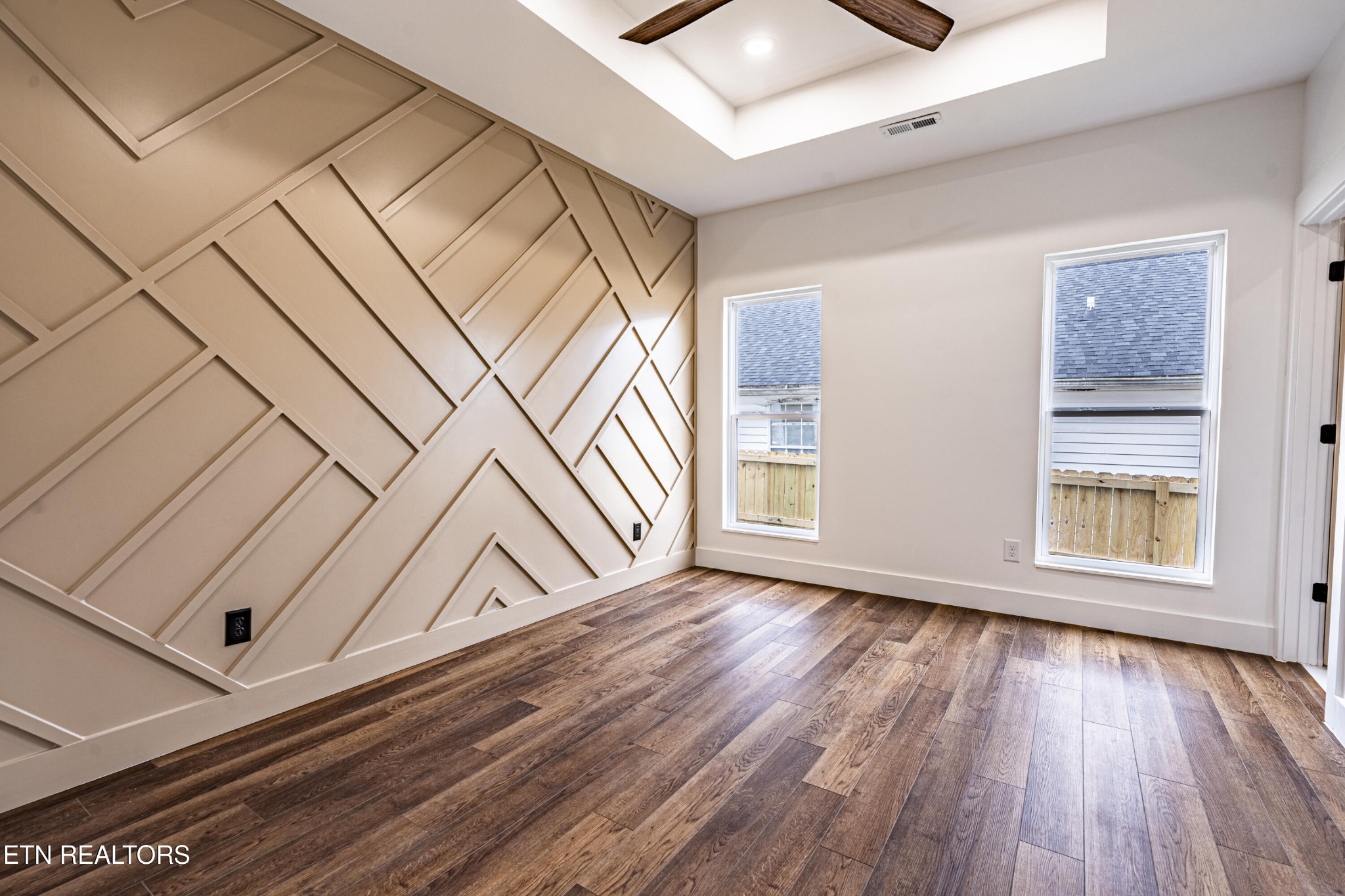 Homes for sale in Knoxville, TN | 703 Sw Redwine St, Knoxville, TN 37920 | MLS# 3118414