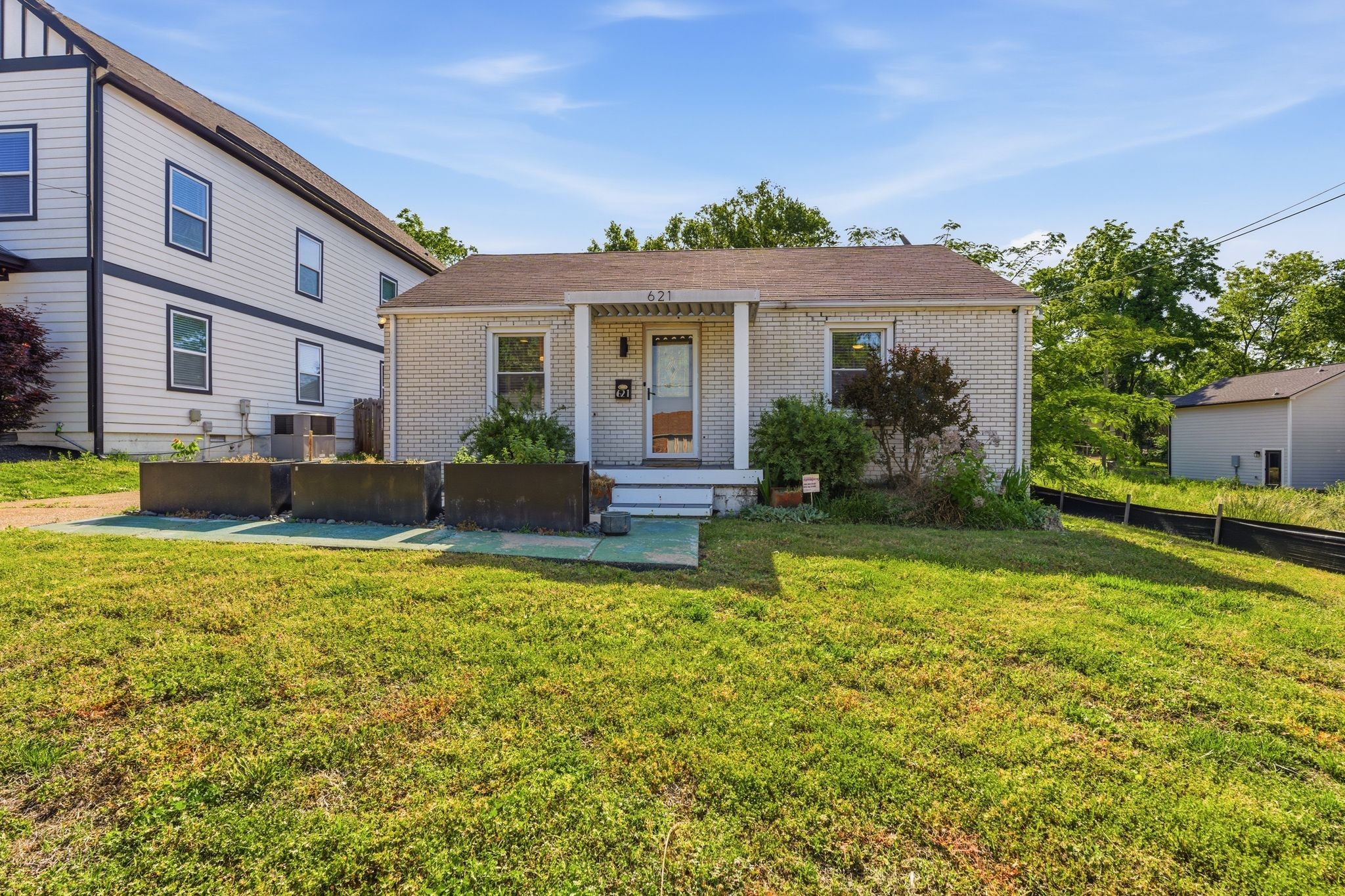 Homes for sale in Nashville, TN | 621 N 9th St, Nashville, TN 37206 | MLS# 3131815