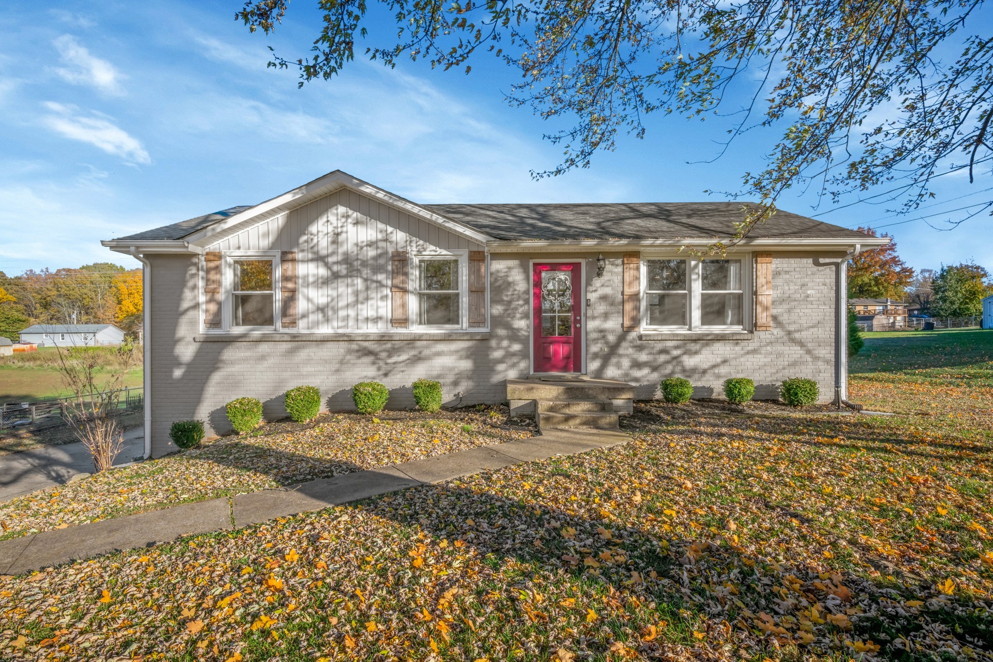 Homes for sale in Clarksville, TN | 2809 Sparrow Dr, Clarksville, TN 37040 | MLS# 3122017