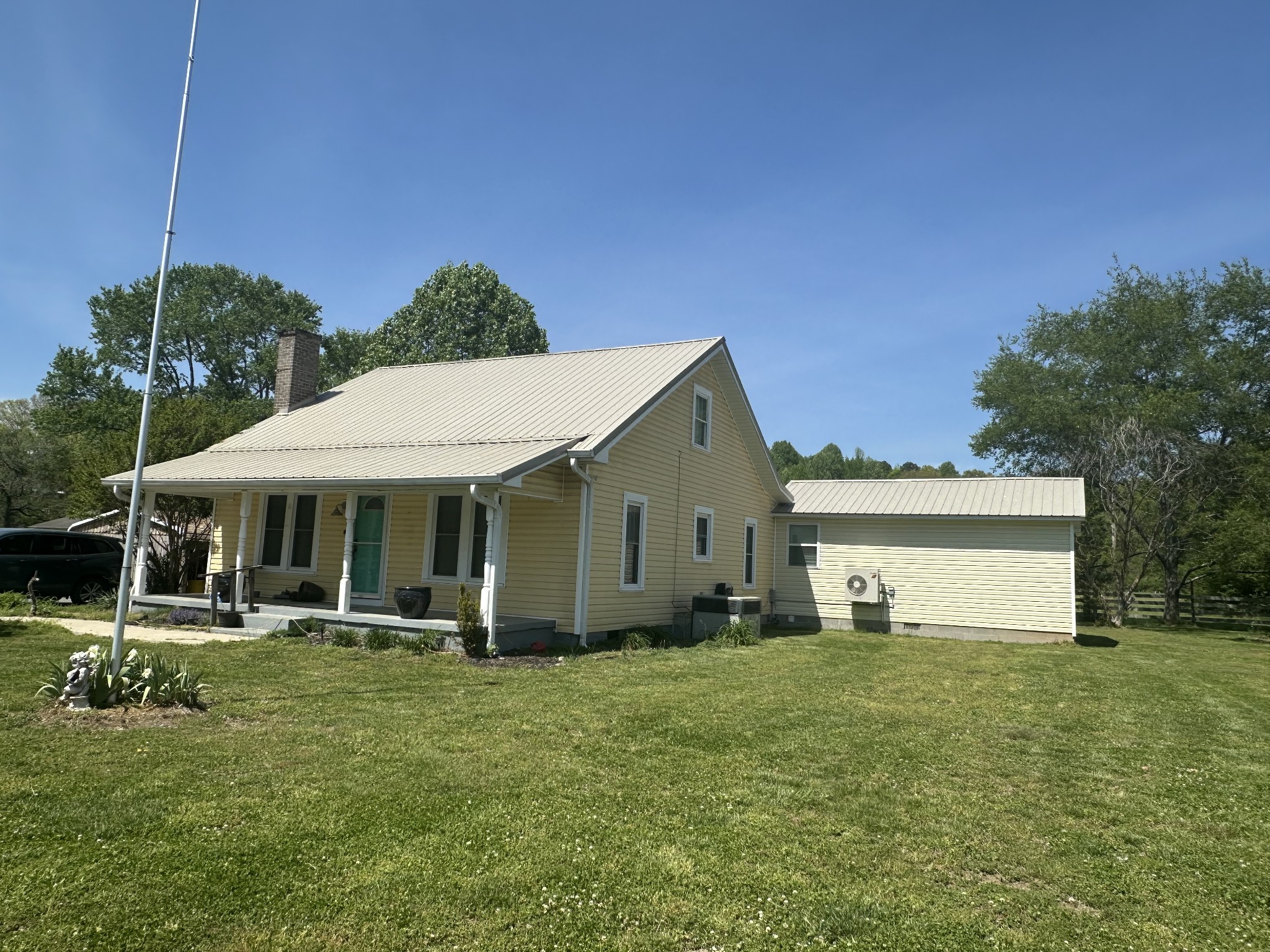 Homes for sale in Lawrenceburg, TN | 2342 Pulaski Hwy, Lawrenceburg, TN 38464 | MLS# 3133021