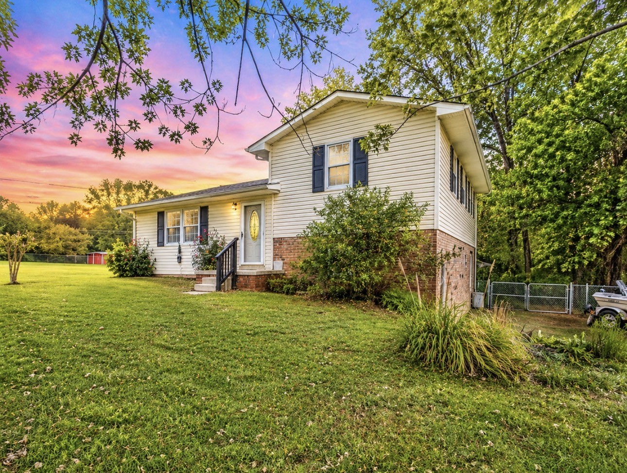 Homes for sale in Leoma, TN | 652 Old Florence Pulaski Rd, Leoma, TN 38468 | MLS# 3128055
