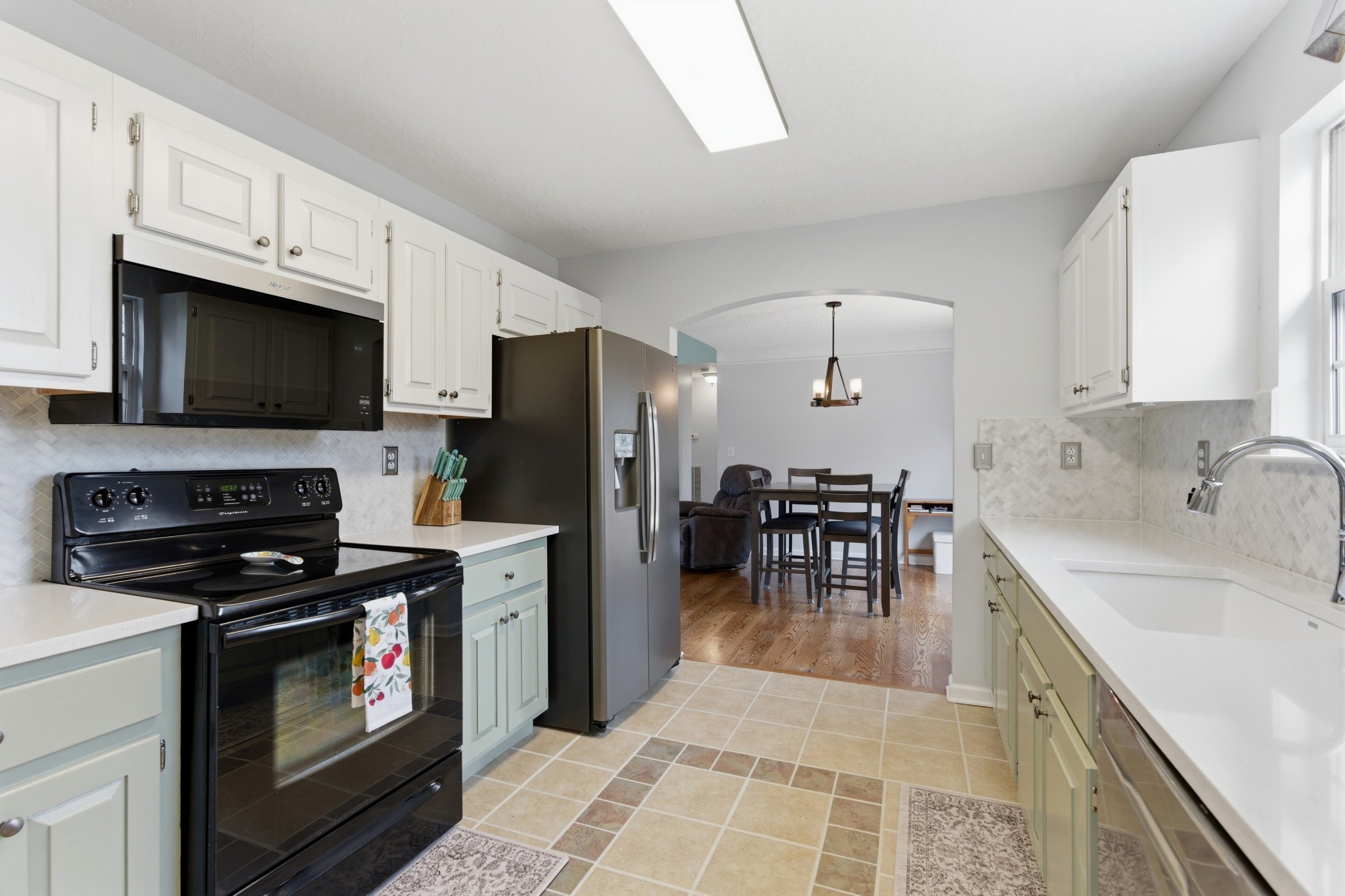 Homes for sale in Charlotte, TN | 3080 Bowker Rd, Charlotte, TN 37036 | MLS# 3153171