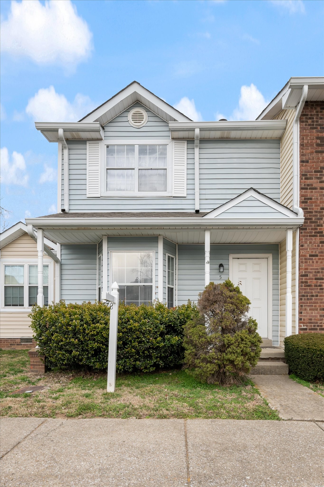 Homes for sale in Goodlettsville, TN | 5 Rolling Meadows Dr, Goodlettsville, TN 37072 | MLS# 3137861