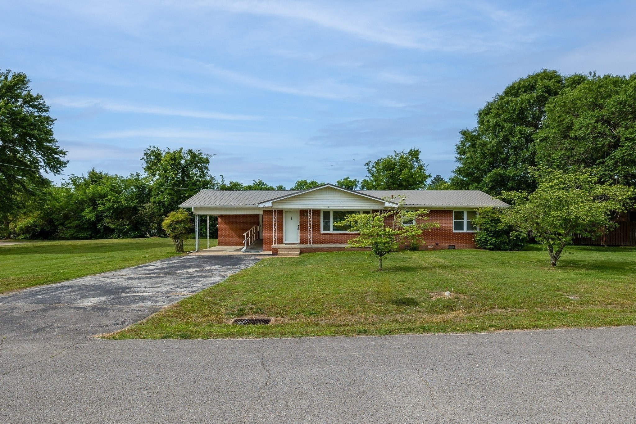 Homes for sale in Pulaski, TN | 819 Murrey Dr, Pulaski, TN 38478 | MLS# 3137094