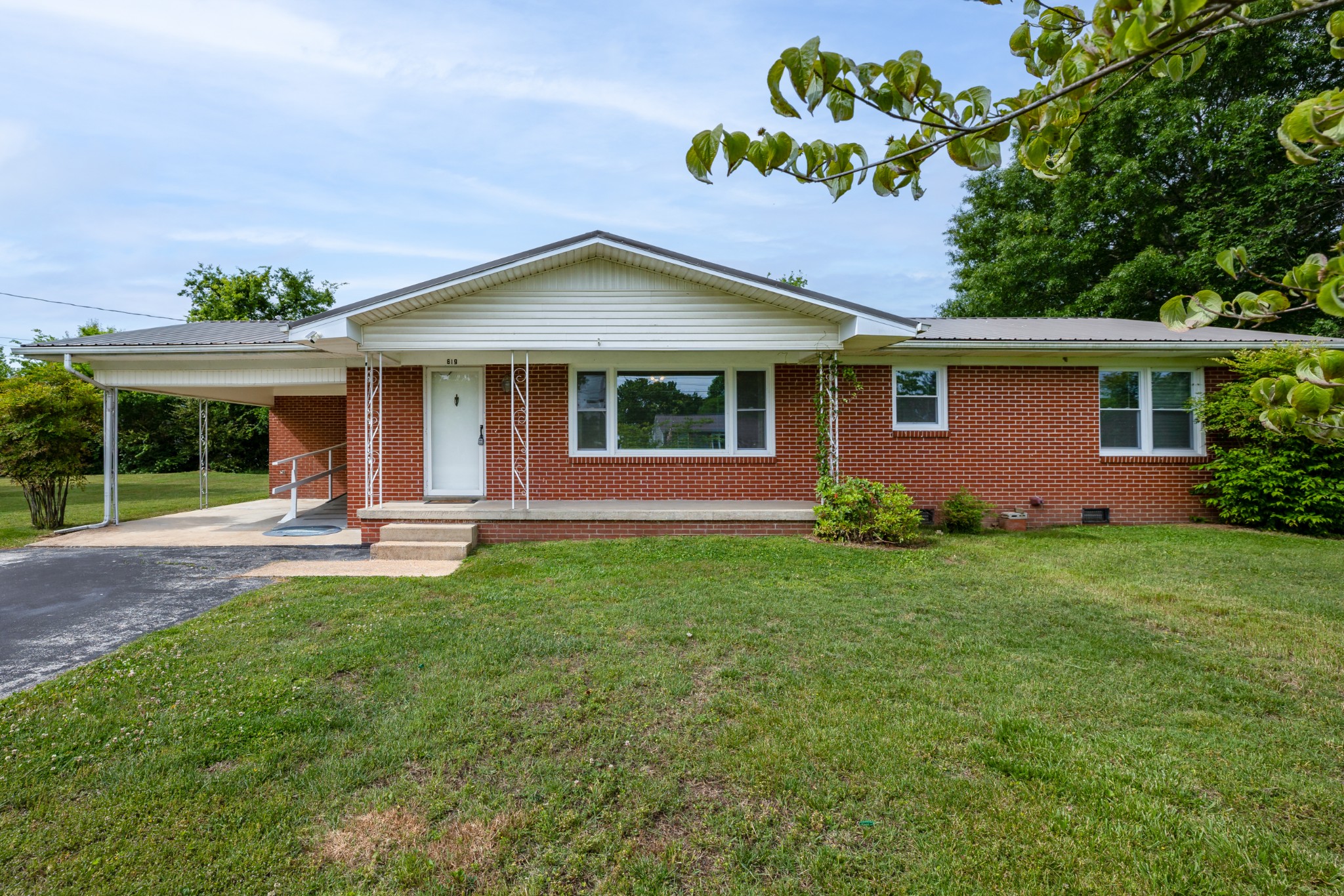 Homes for sale in Pulaski, TN | 819 Murrey Dr, Pulaski, TN 38478 | MLS# 3137094