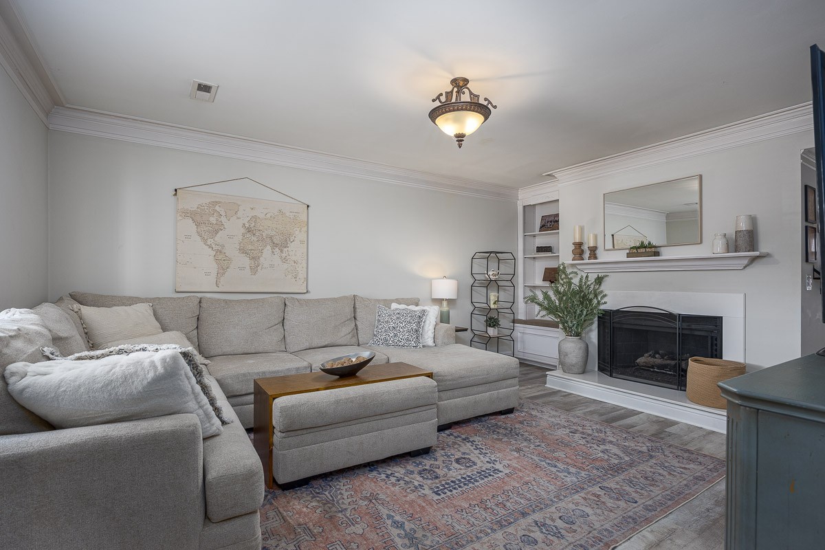 Homes for sale in Brentwood, TN | 901 Brentwood Pt, Brentwood, TN 37027 | MLS# 3145810