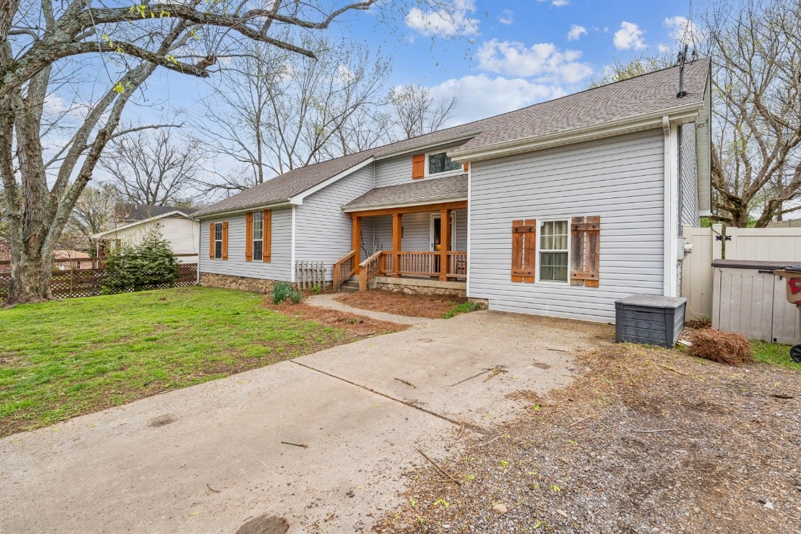 Homes for sale in Nashville, TN | 529 Jasmin Dr, Nashville, TN 37211 | MLS# 3147615