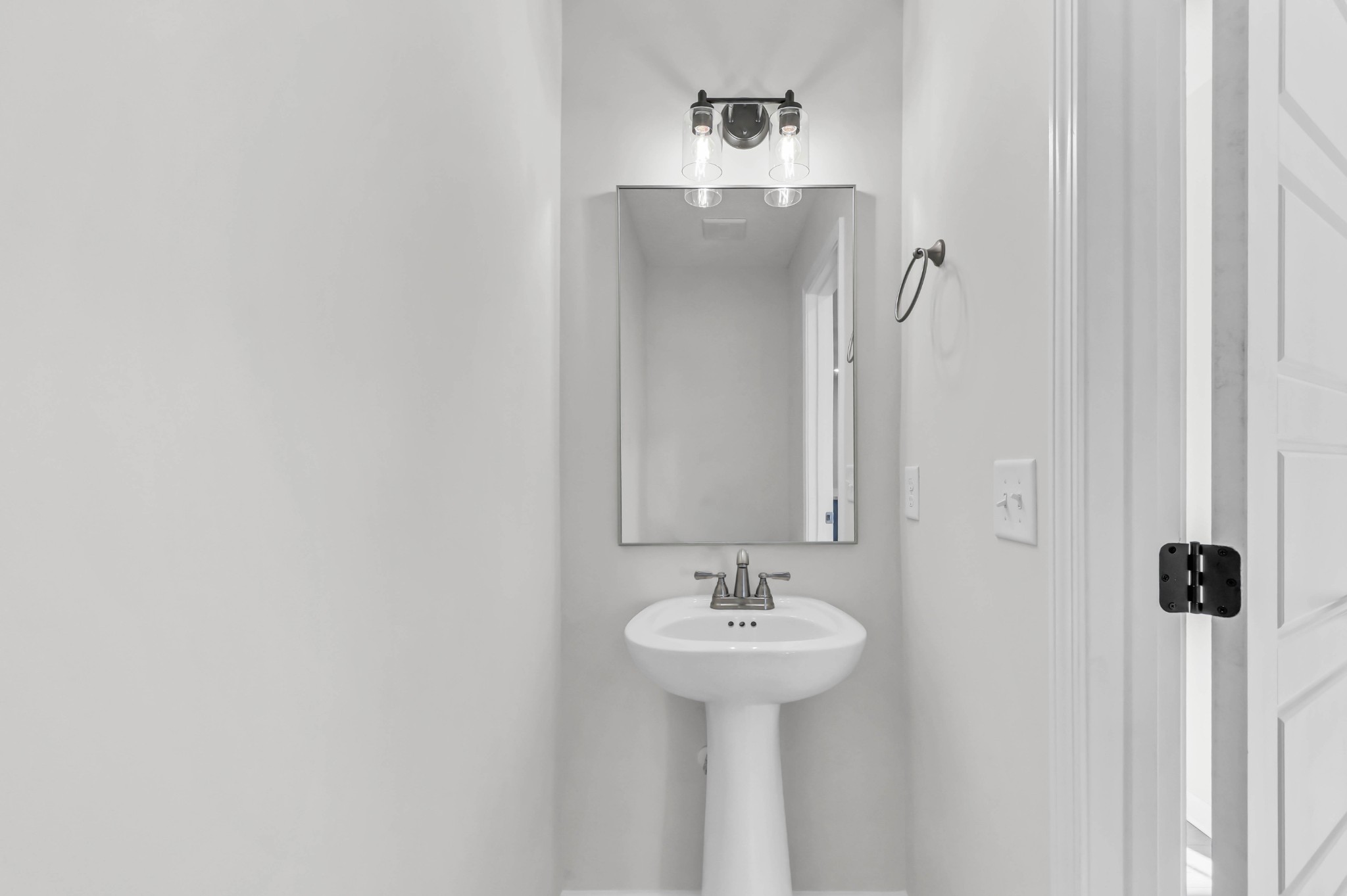 Homes for sale in Clarksville, TN | 1121 Black Rock Rd, Clarksville, TN 37040 | MLS# 3147150