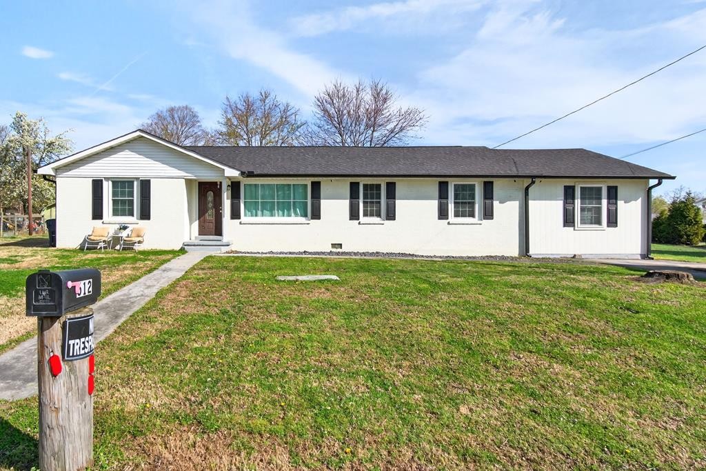 Homes for sale in Smithville, TN | 612 Dry Creek Rd, Smithville, TN 37166 | MLS# 3153288