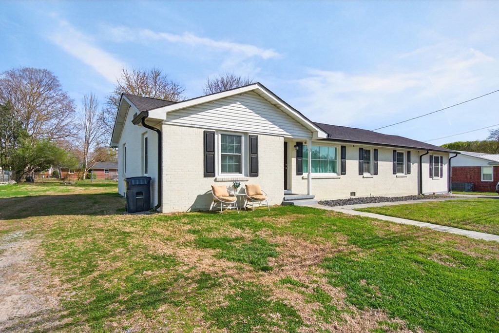 Homes for sale in Smithville, TN | 612 Dry Creek Rd, Smithville, TN 37166 | MLS# 3153288