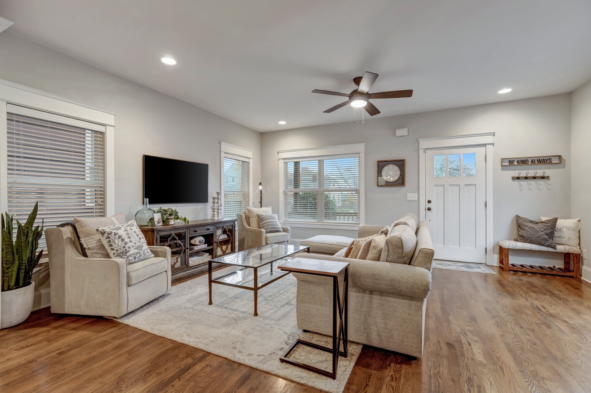 Homes for sale in Nashville, TN | 1302A Stainback Ave, Nashville, TN 37207 | MLS# 3147283