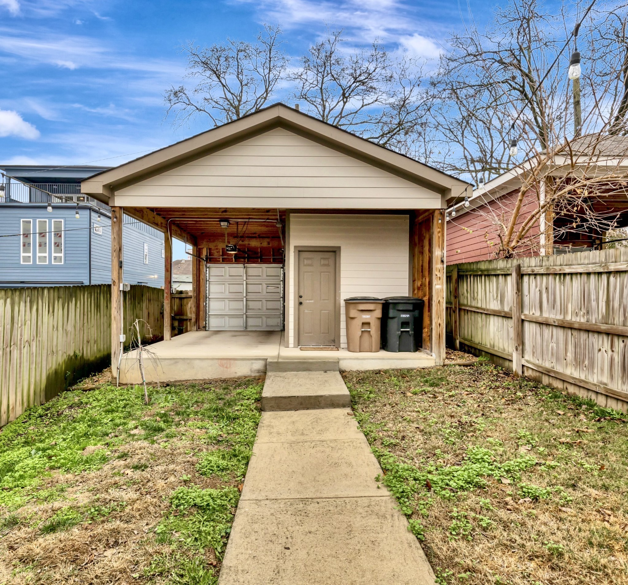 Homes for sale in Nashville, TN | 1302a Stainback Ave, Nashville, TN 37207 | MLS# 3147283