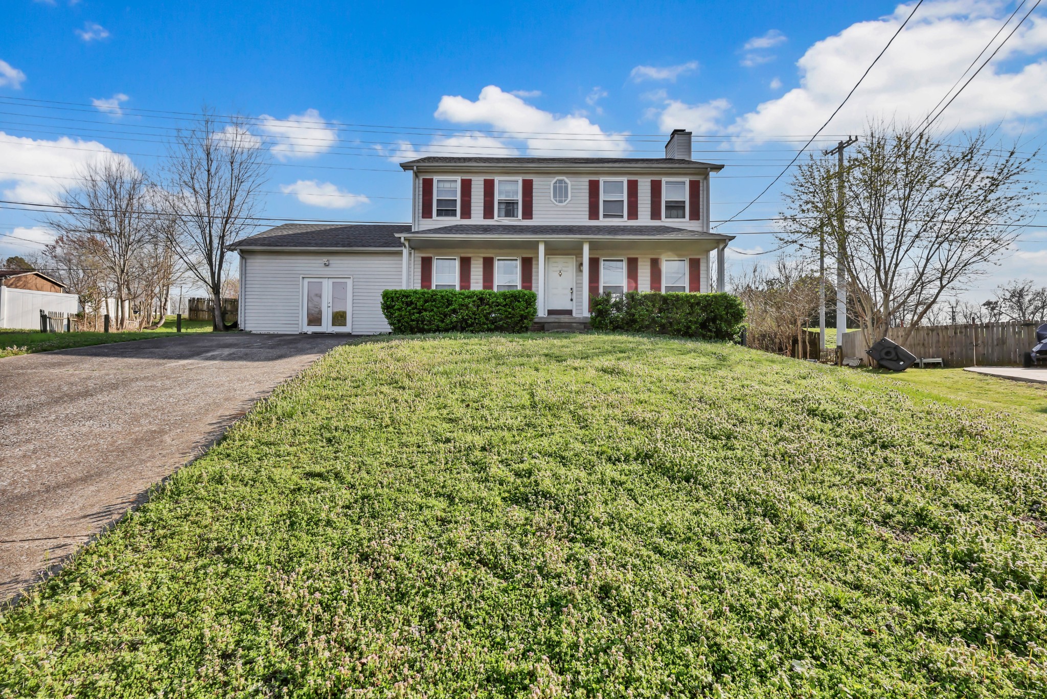 Homes for sale in Clarksville, TN | 1025 Dandelion Dr, Clarksville, TN 37042 | MLS# 3155029