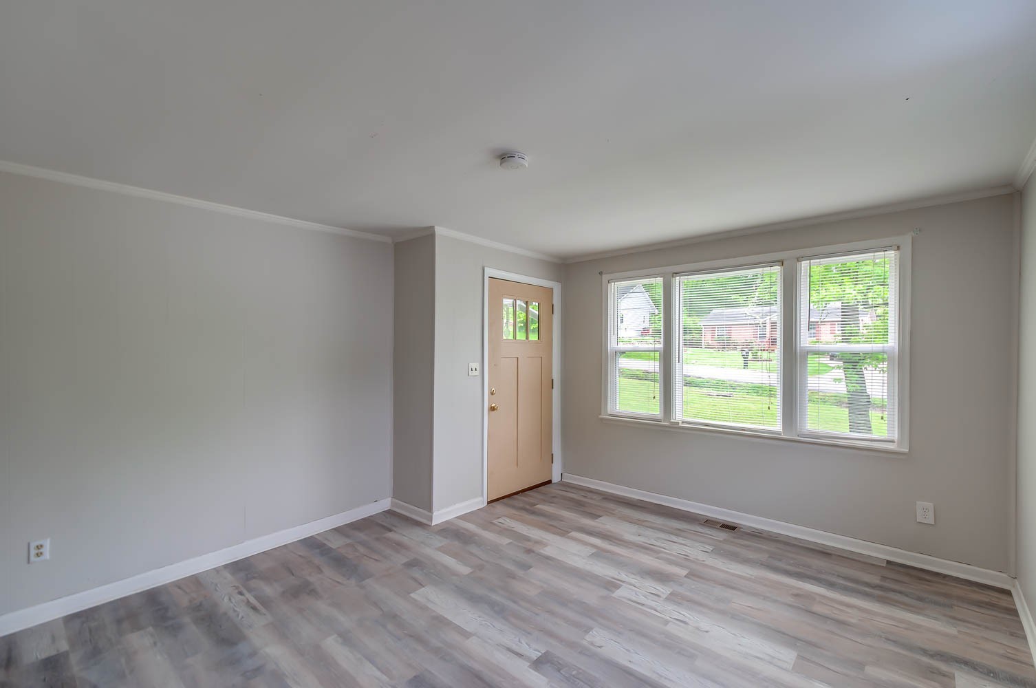 Homes for sale in Nashville, TN | 151 Dellway Dr, Nashville, TN 37207 | MLS# 3154879