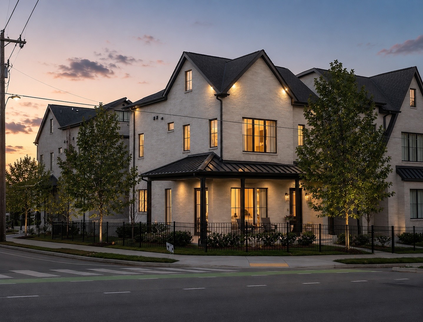 2nd image of 2080 12th Ave S, Nashville, TN 37204 | MLS# 3165413
