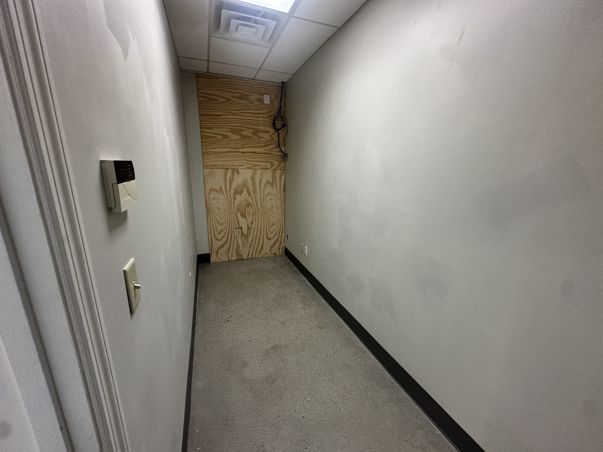 Homes for sale in Franklin, TN | 120 Holiday Ct, Franklin, TN 37067 | MLS# 3148249