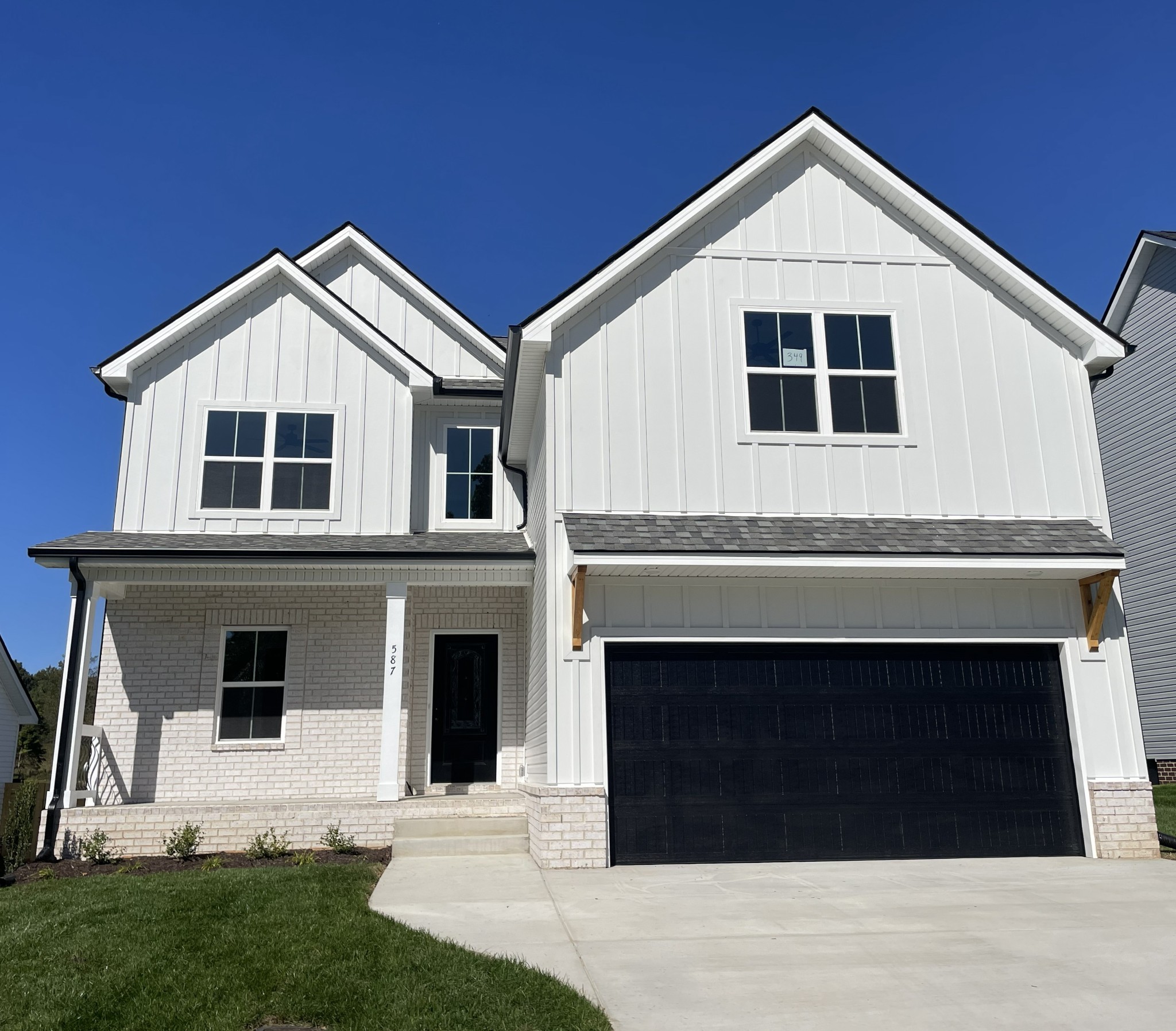 Homes for sale in Clarksville, TN | 15 The Oaks, Clarksville, TN 37043 | MLS# 3152311