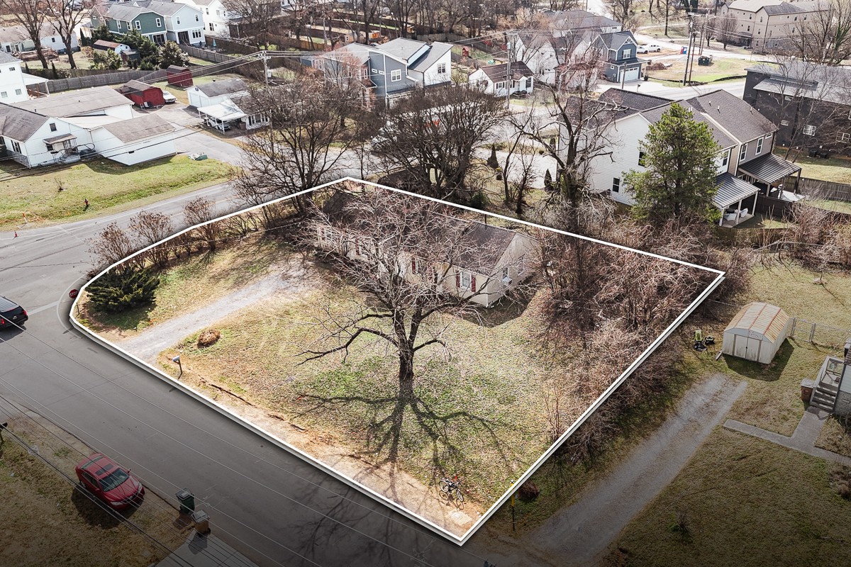 Homes for sale in Nashville, TN | 1911 Hutton Dr, Nashville, TN 37210 | MLS# 3152714