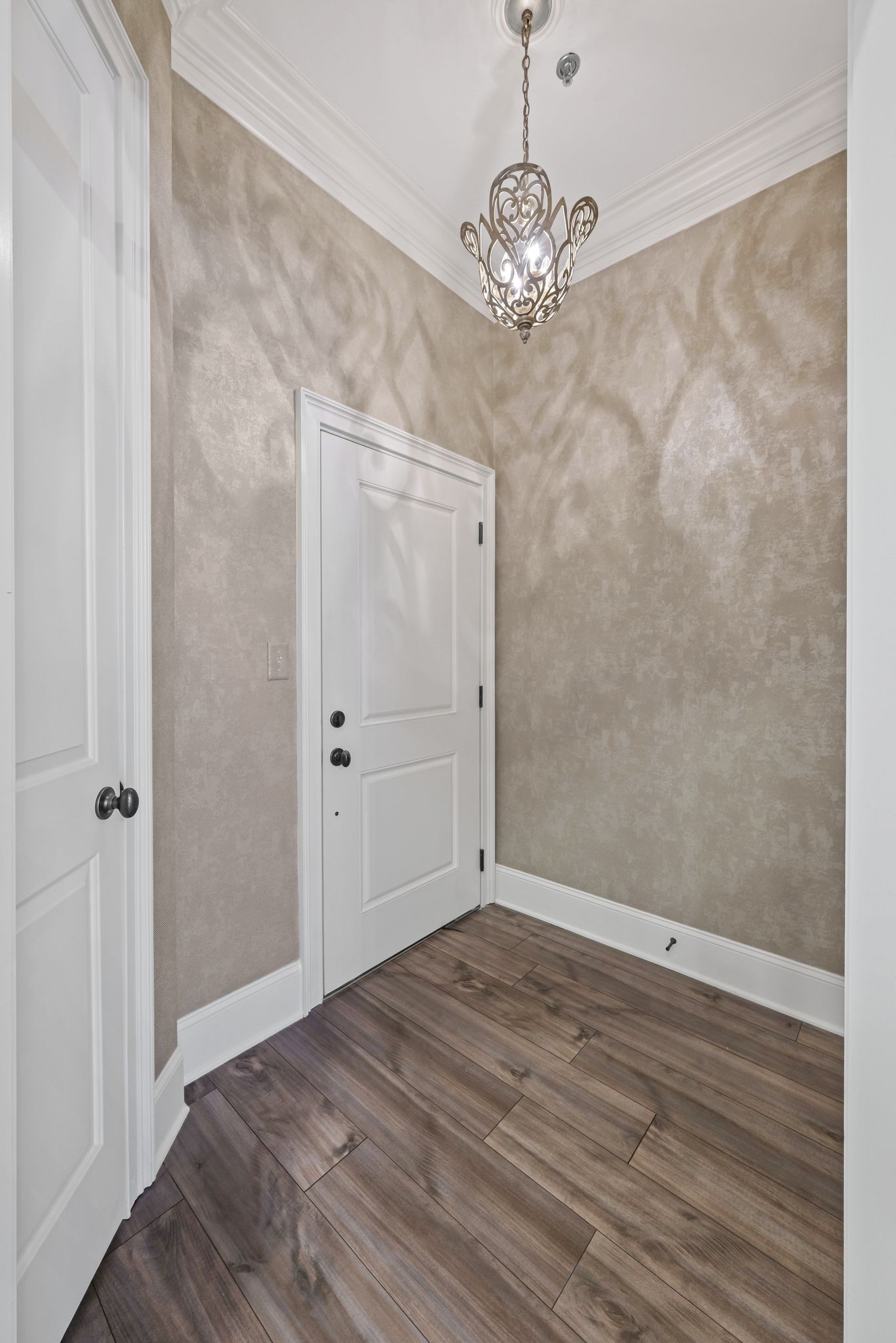 Homes for sale in Nashville, TN | 4120 Ridgefield Dr #201, Nashville, TN 37205 | MLS# 3154802