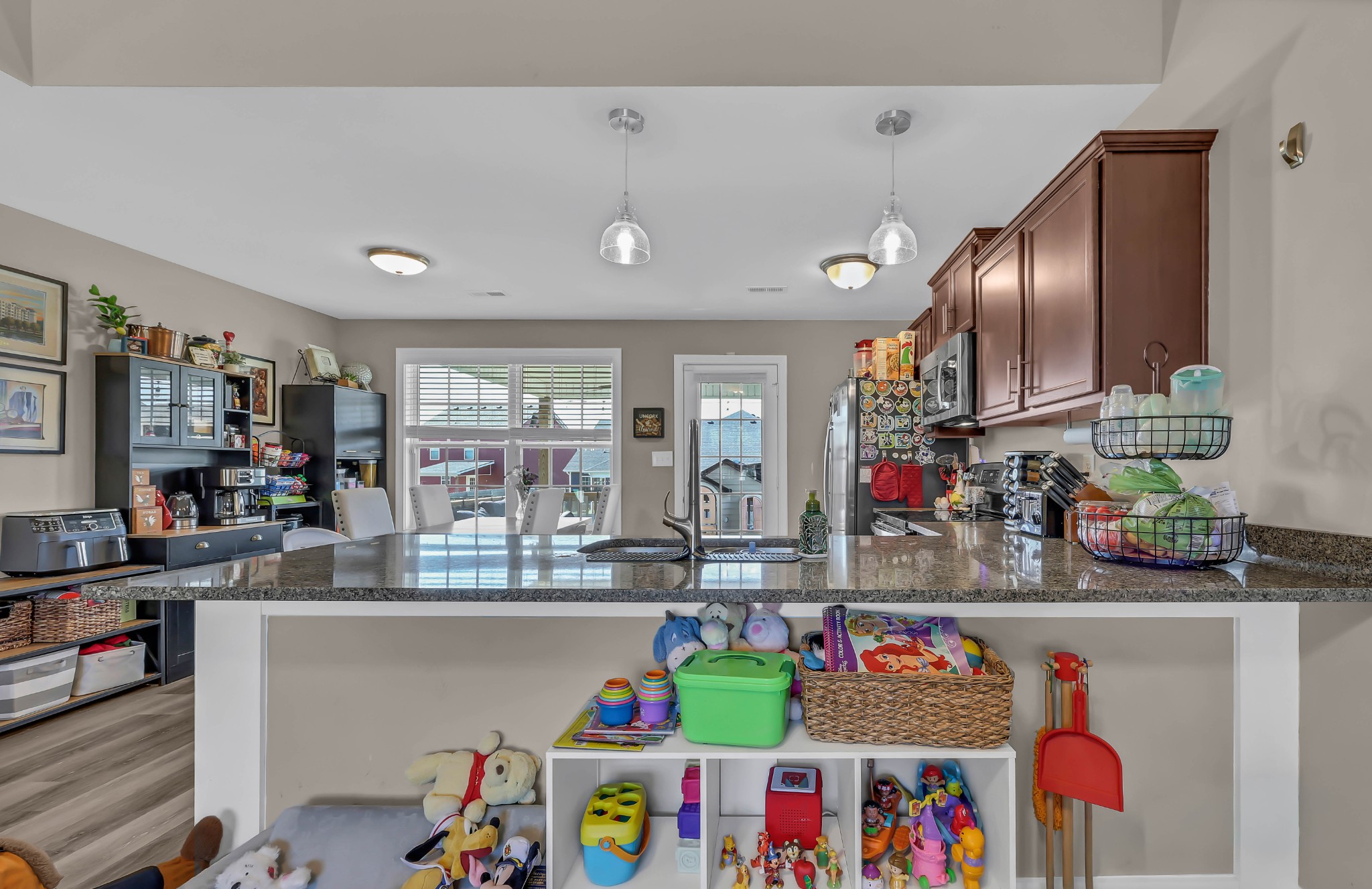 Homes for sale in Clarksville, TN | 1045 Whitney Dr, Clarksville, TN 37042 | MLS# 3152747