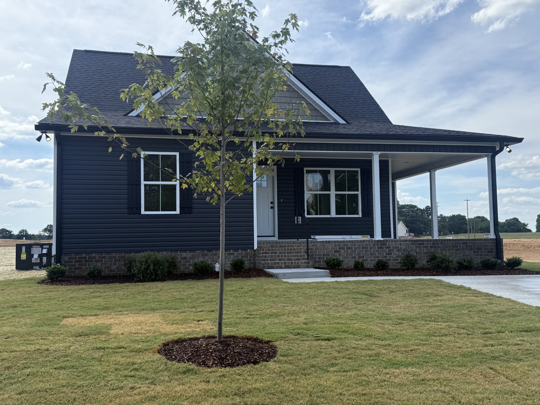 Homes for sale in Mc Ewen, TN | 955 Wilkie St N, Mc Ewen, TN 37101 | MLS# 3152448