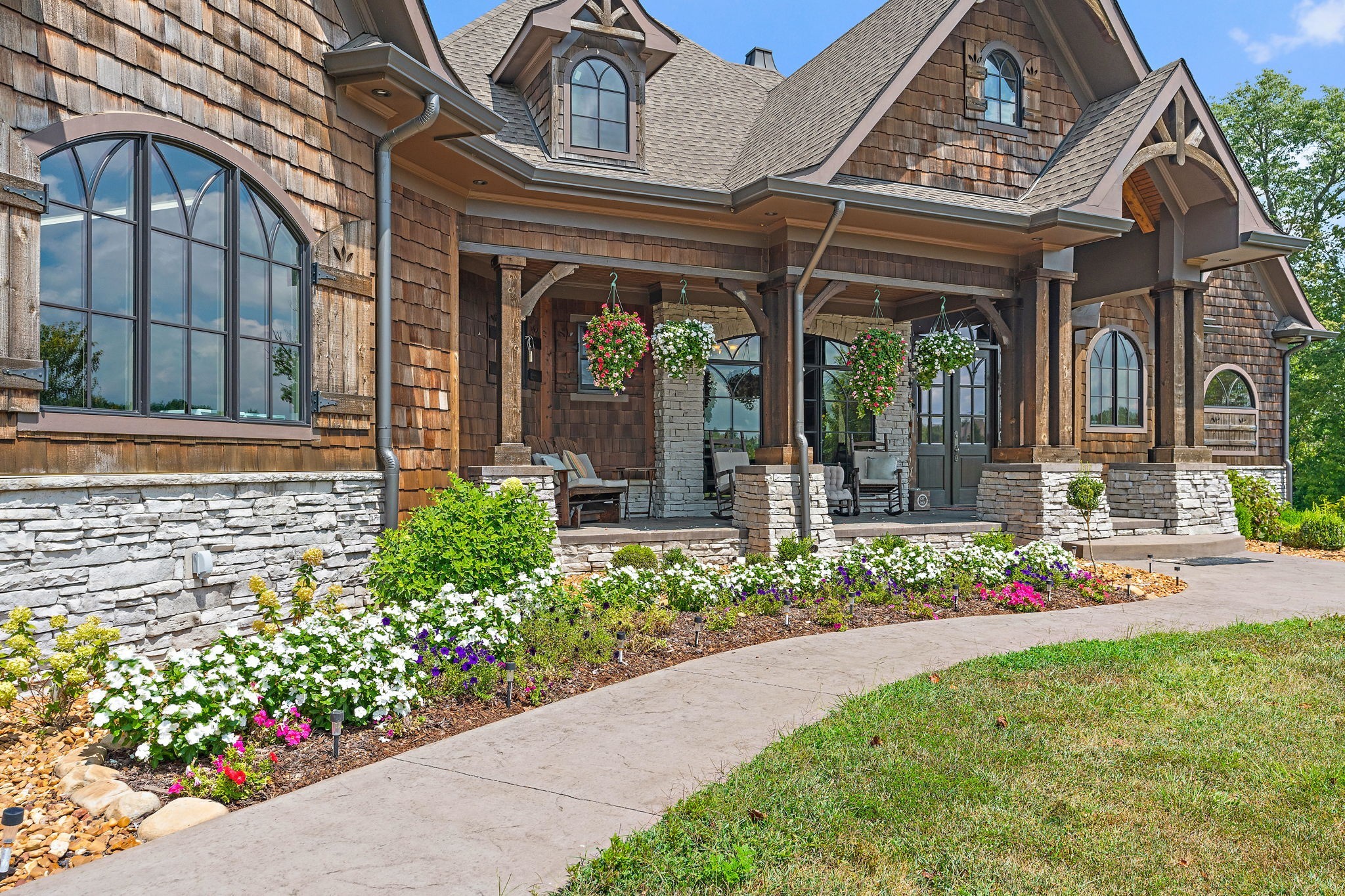 Homes for sale in Lafayette, TN | 6704 Hwy 52 W, Lafayette, TN 37083 | MLS# 3152686