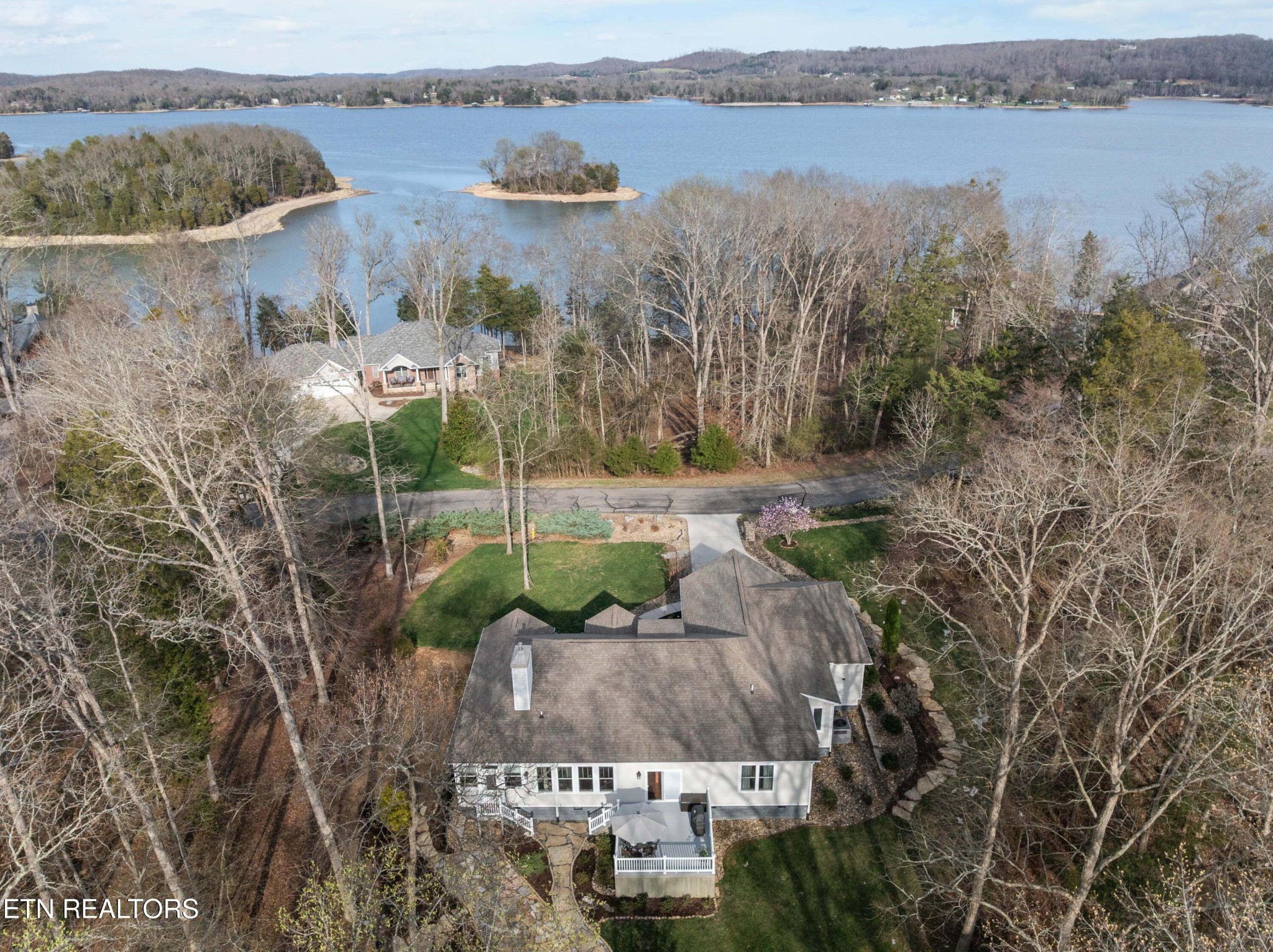 Homes for sale in Rockwood, TN | 180 E Shore Dr, Rockwood, TN 37854 | MLS# 3152636