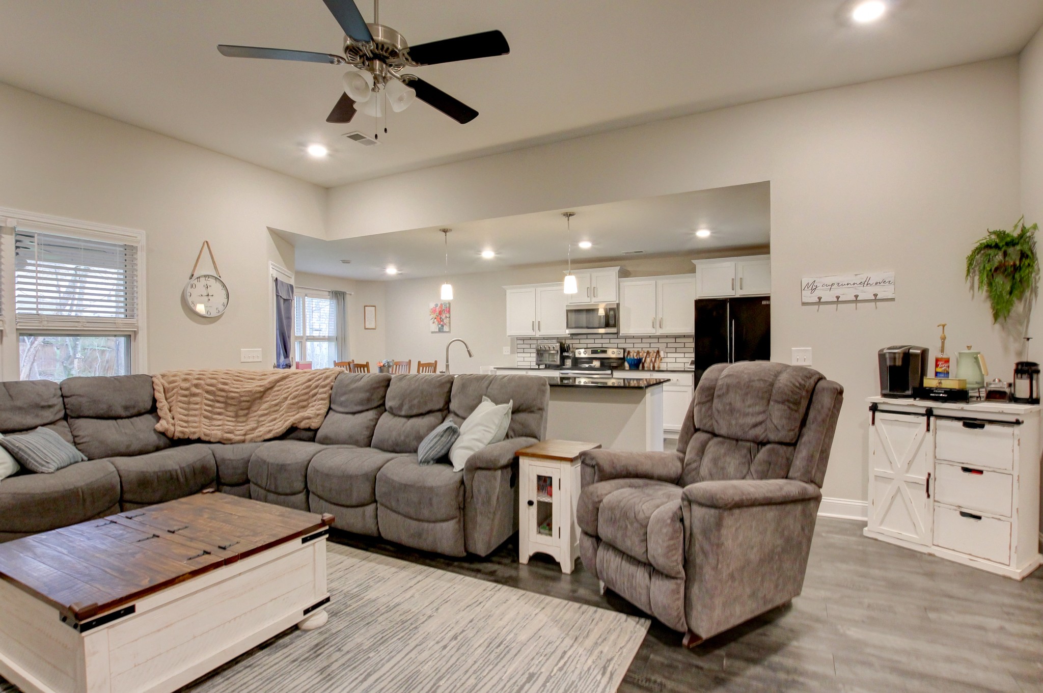 Homes for sale in Clarksville, TN | 122 Lucerne Ln, Clarksville, TN 37040 | MLS# 3154900