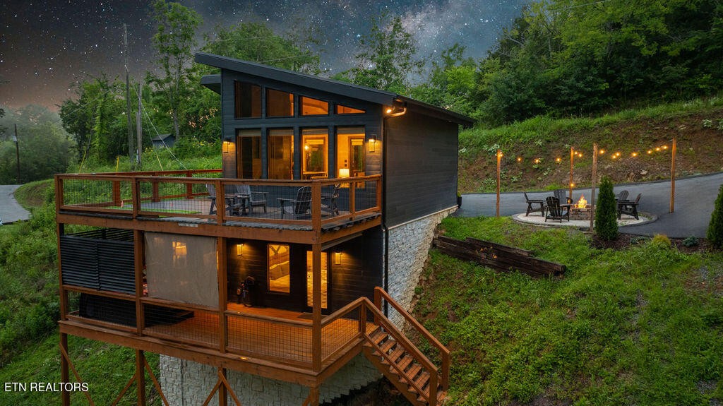 Homes for sale in Sevierville, TN | 1514 Mountain Dr, Sevierville, TN 37876 | MLS# 3152860