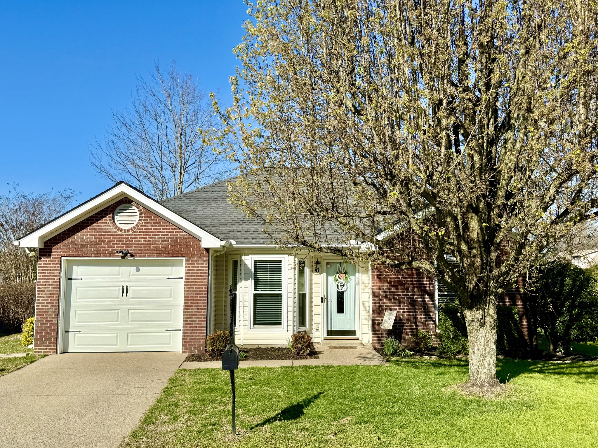 Homes for sale in White House, TN | 209 Dorchester Dr, White House, TN 37188 | MLS# 3153176