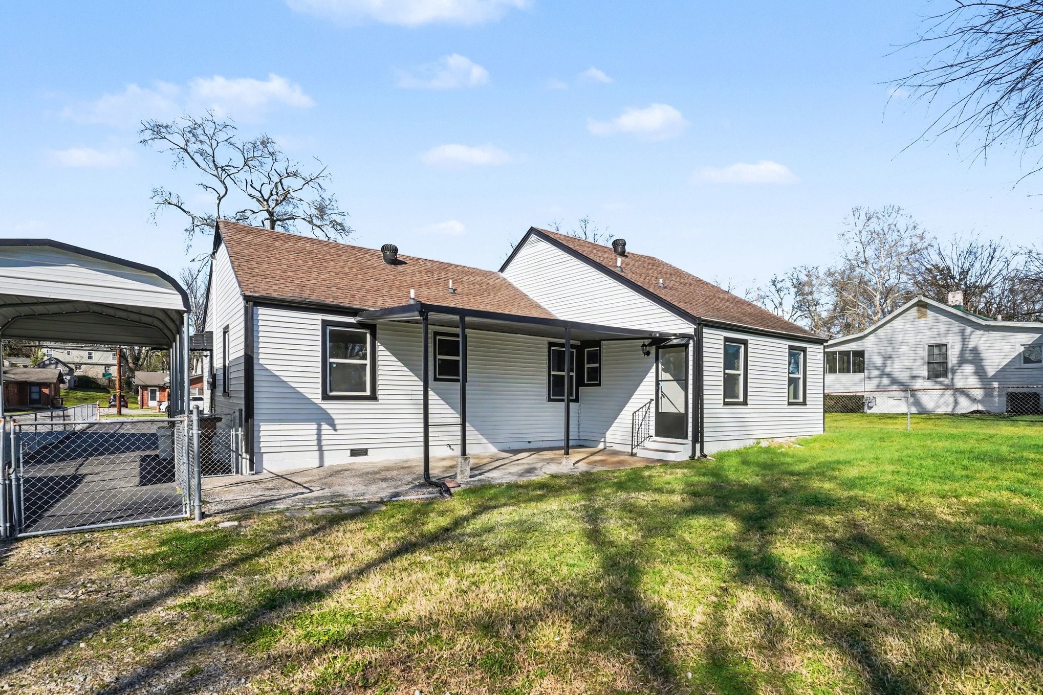 Homes for sale in Nashville, TN | 996 Maplewood Pl, Nashville, TN 37216 | MLS# 3153264